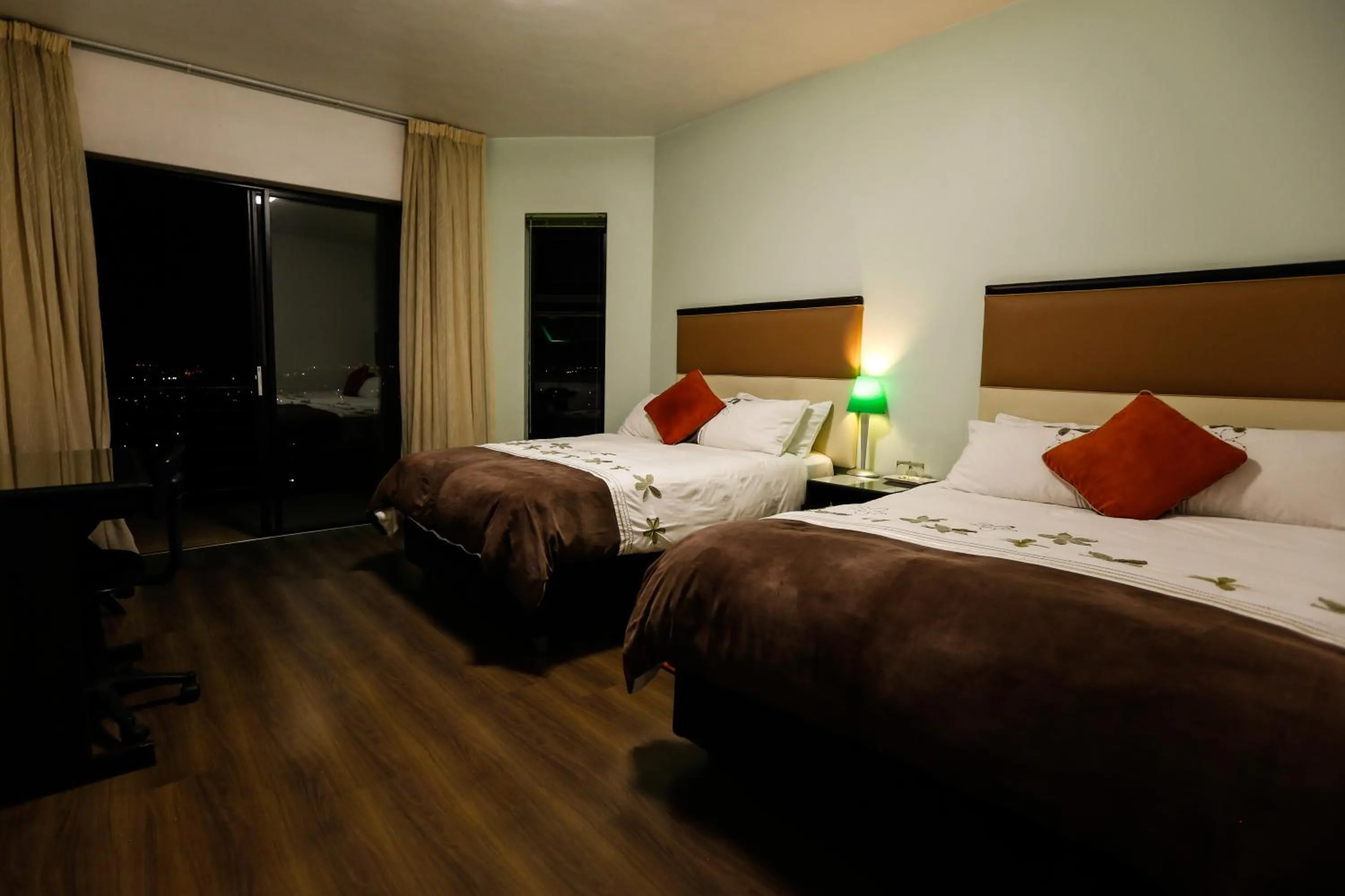 Bedroom, Bed in Grand View B&B