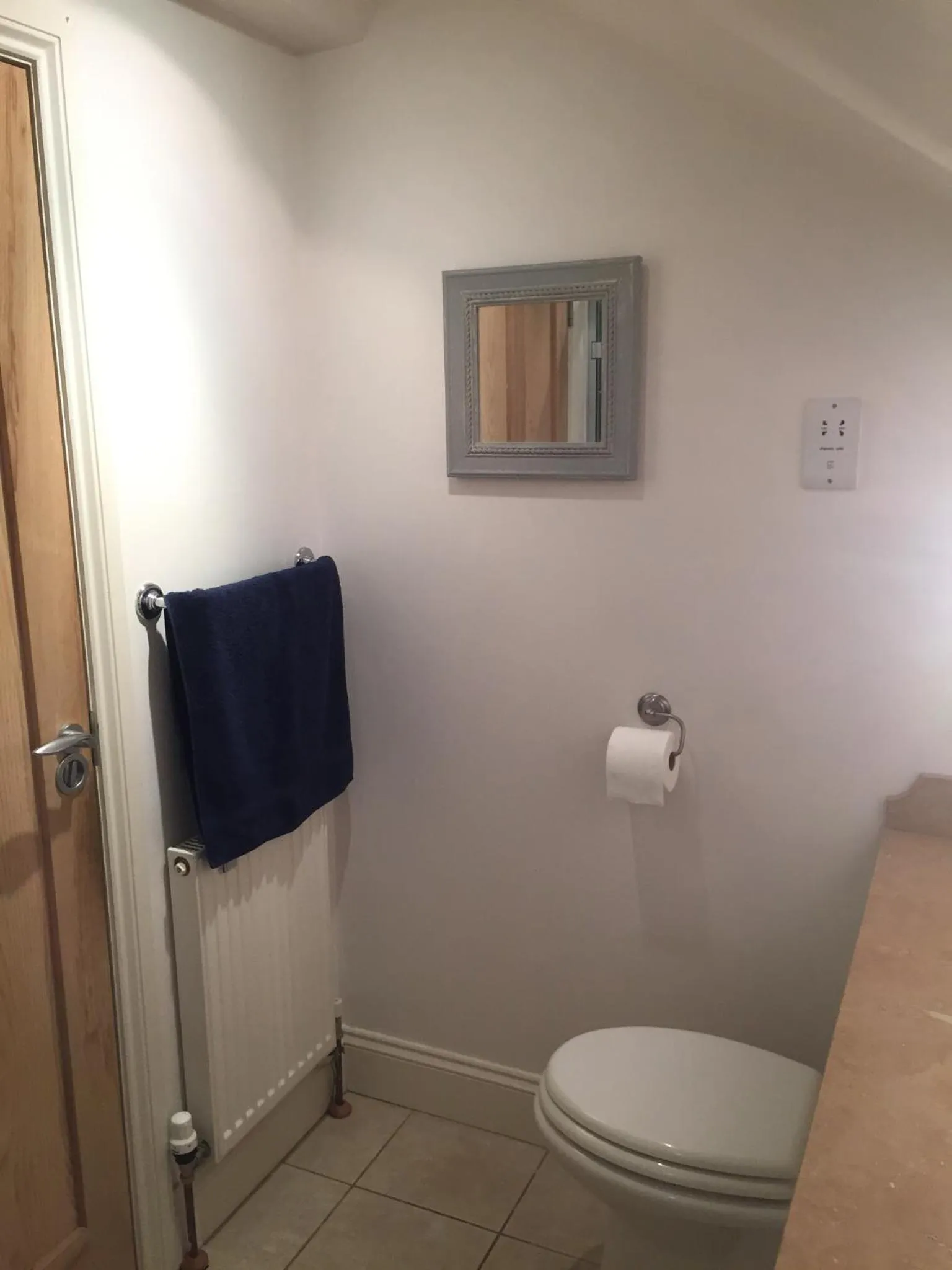 Toilet in Mulberry Barn