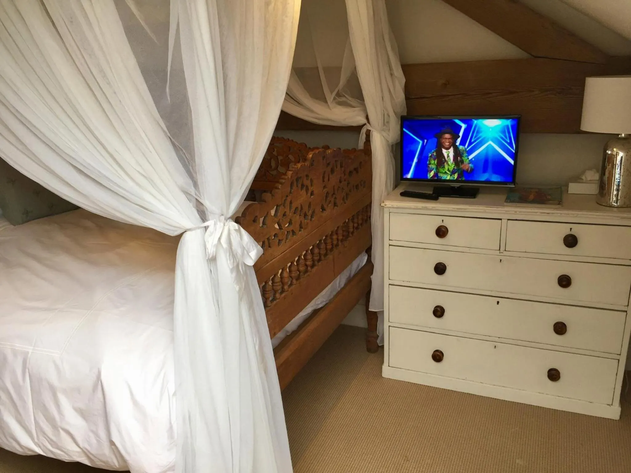 Bed in Mulberry Barn