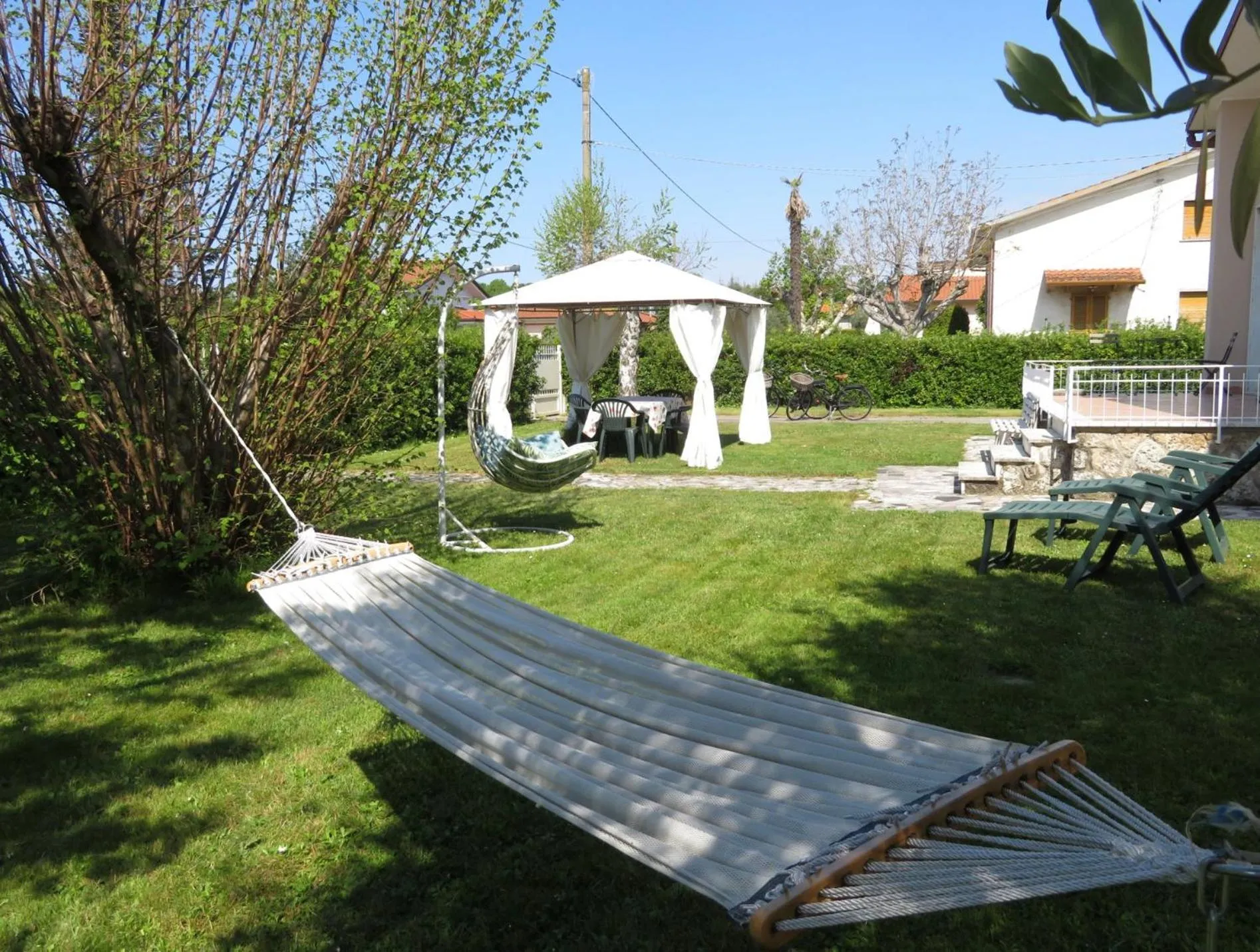 Garden in La Mimosa Chic