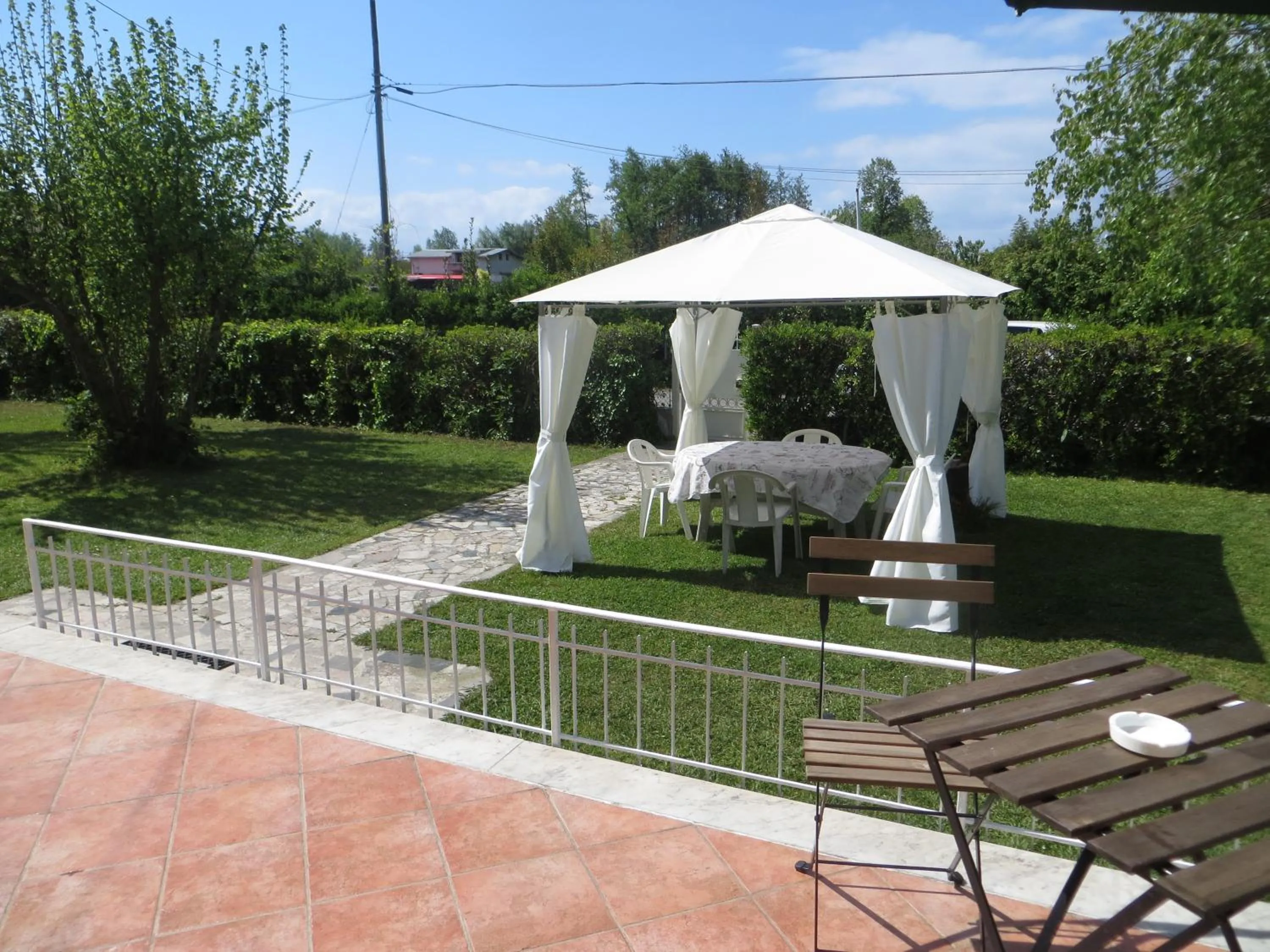 Patio in La Mimosa Chic