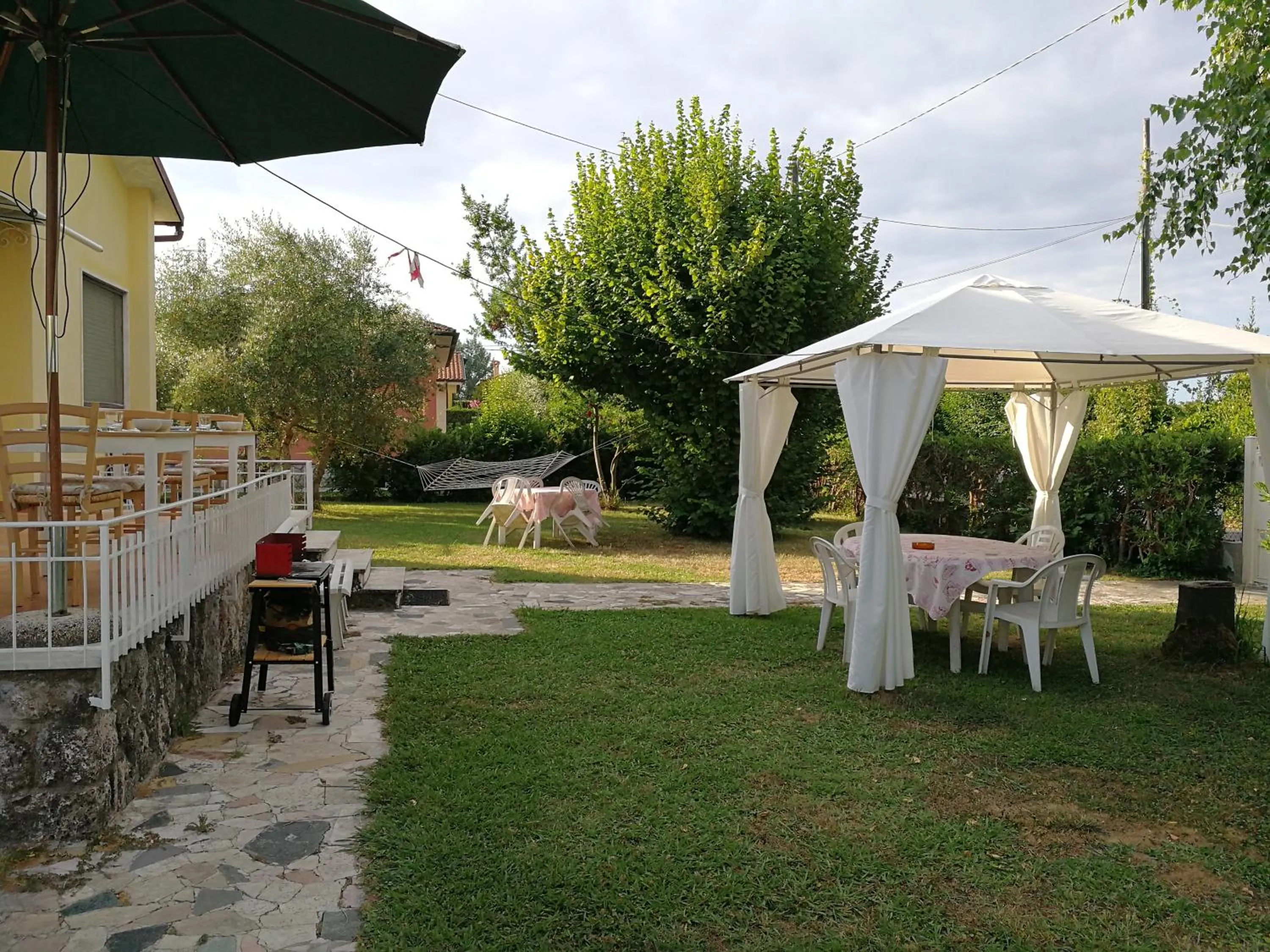 Garden view in La Mimosa Chic