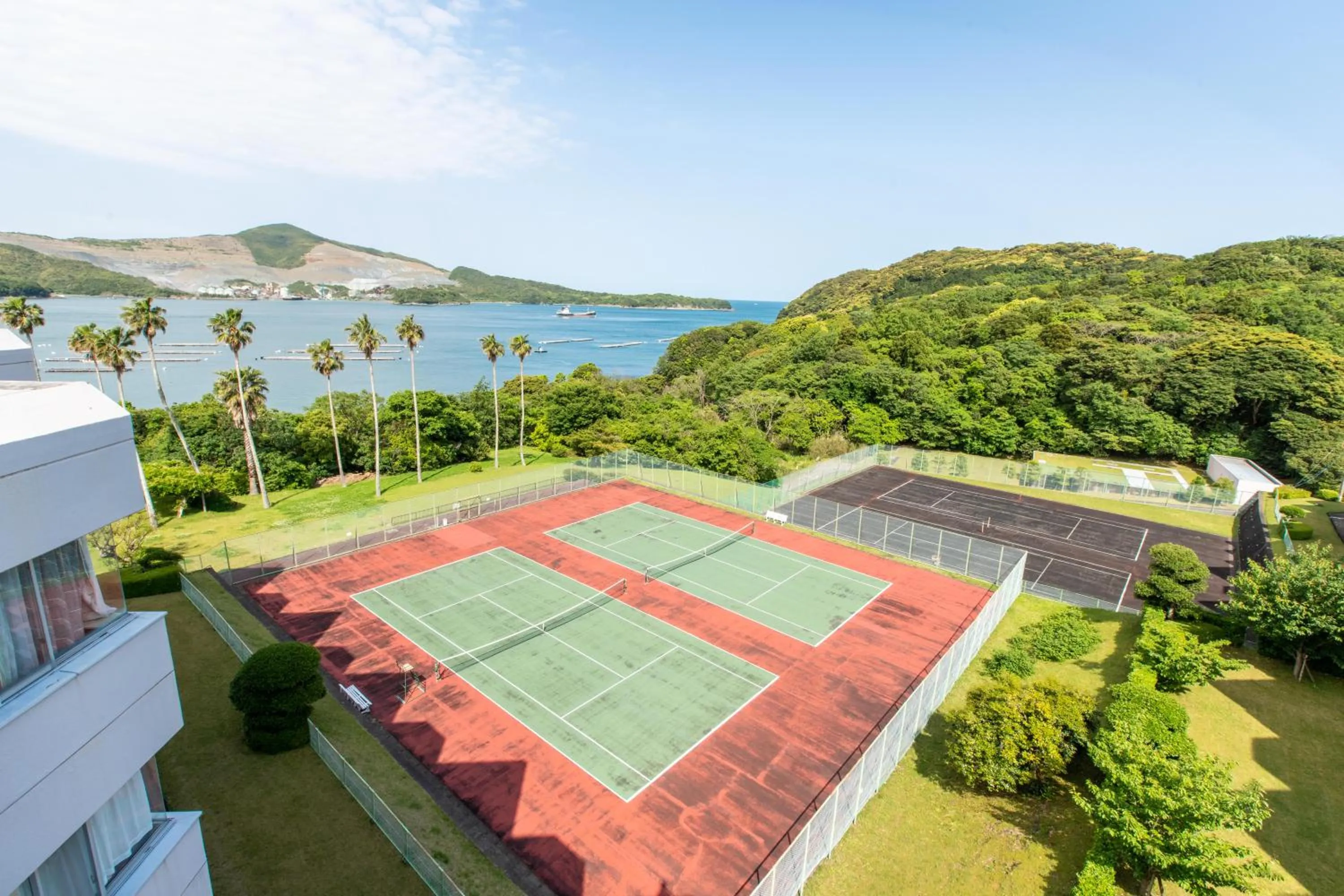 Tennis court in Wisterian Life Club Toba