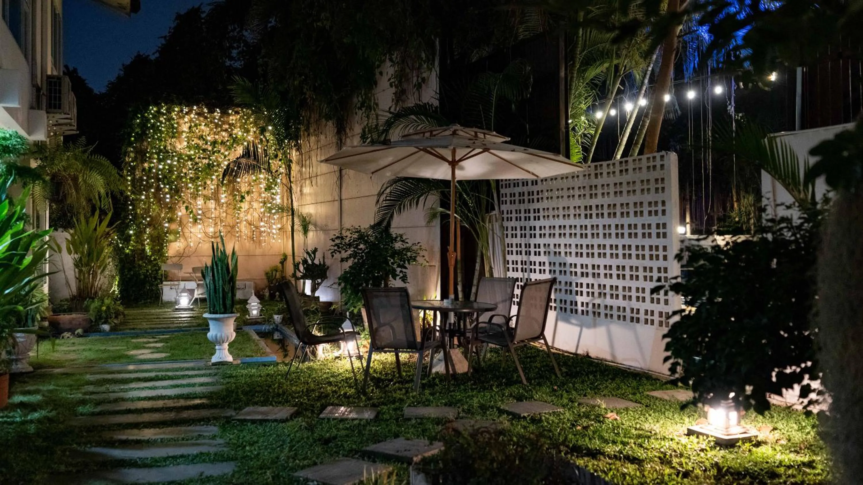 Property building in Mammoth Boutique Hotel