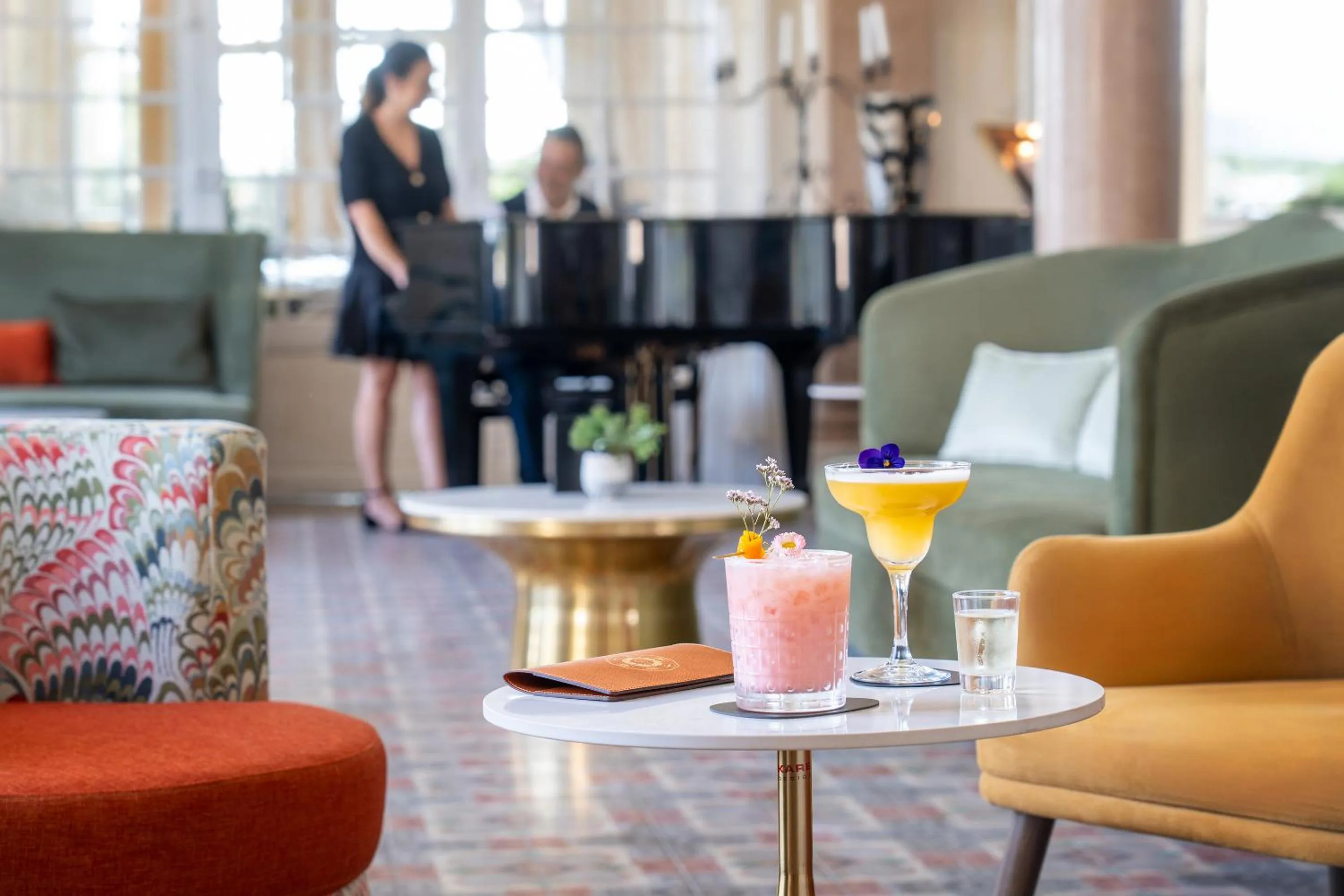 Living room in Grand Hotel Des Lecques; BW Signature Collection