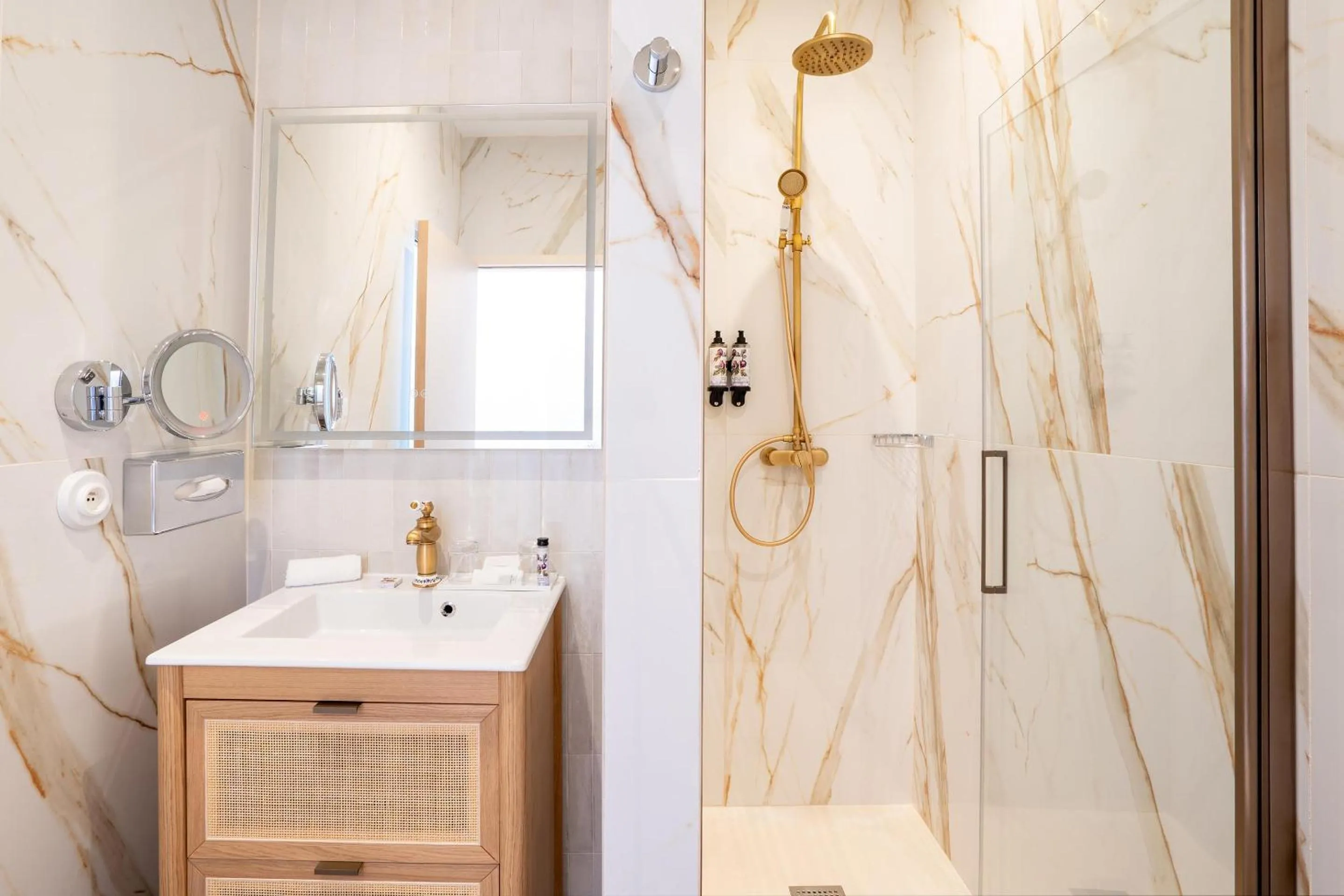 Bathroom in Grand Hotel Des Lecques; BW Signature Collection