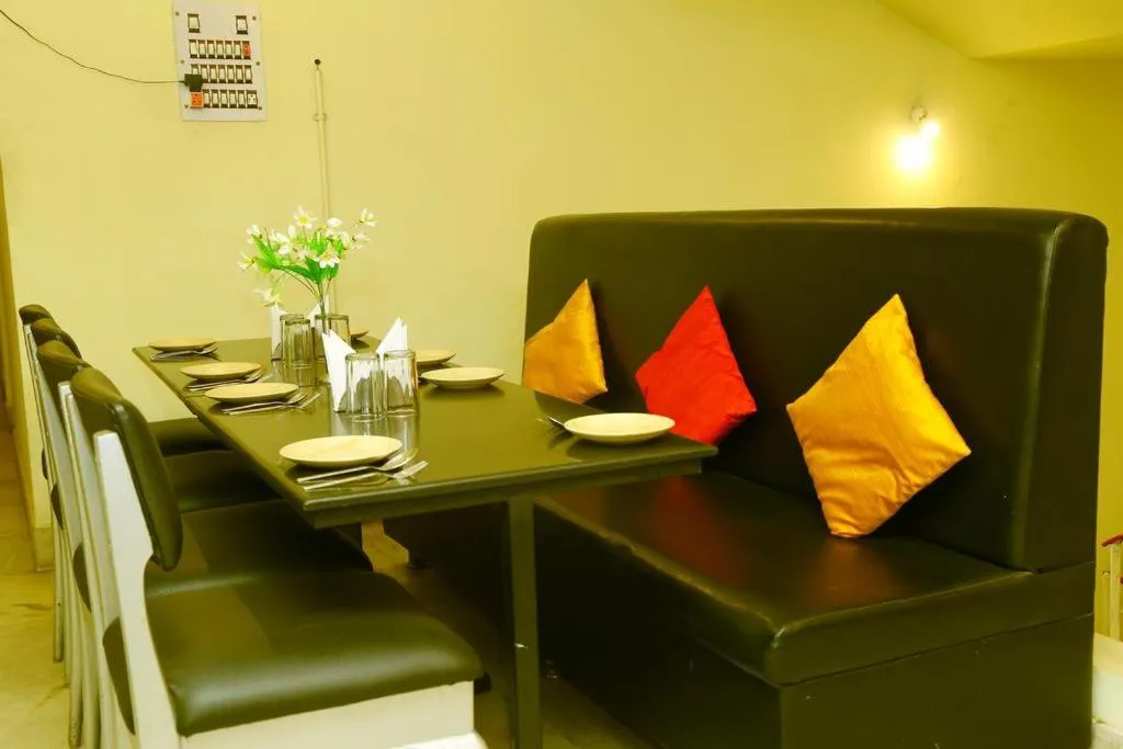 Dining area in Hotel Holideiinn