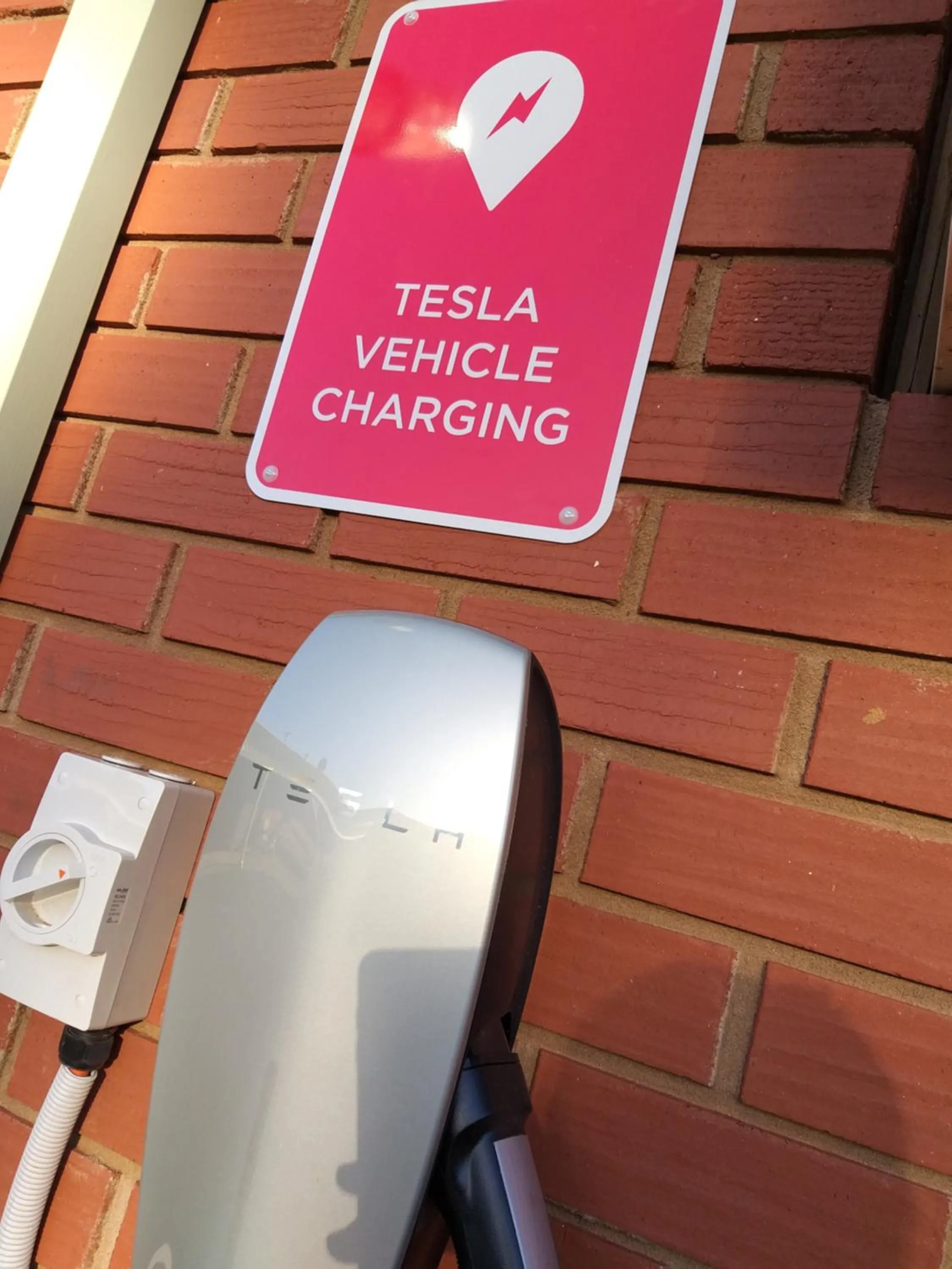 Parking in Country Mile Motor Inn