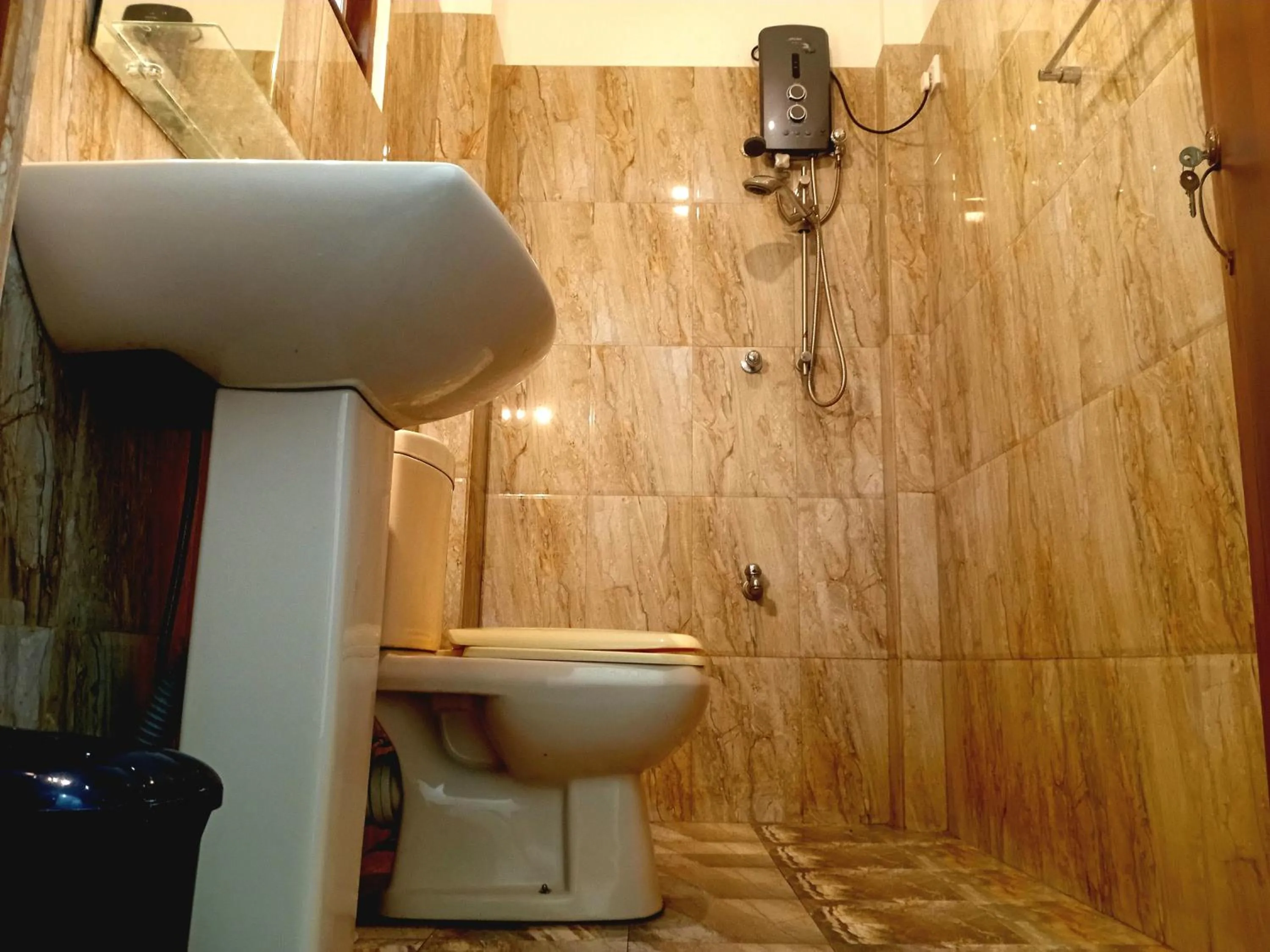 King Room with Balcony - single occupancy in Sunny Side Villa