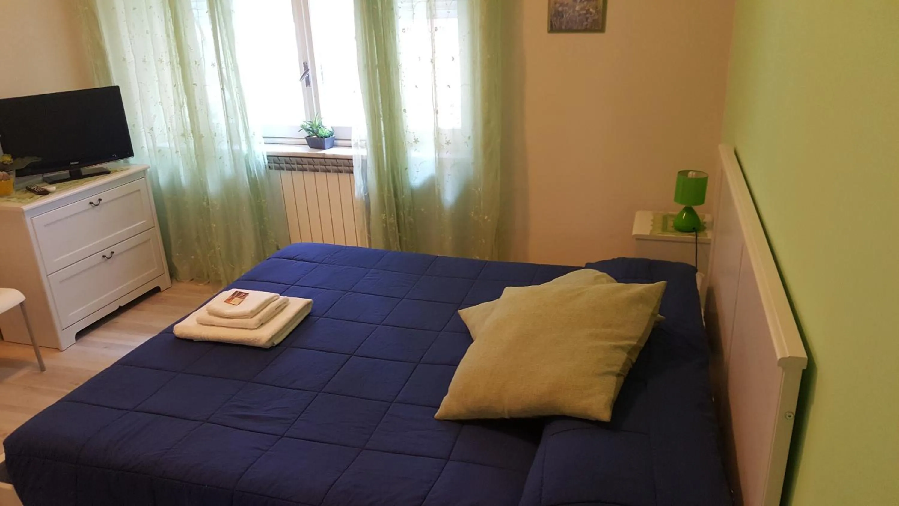 Bedroom, Bed in Domina Romae B&B