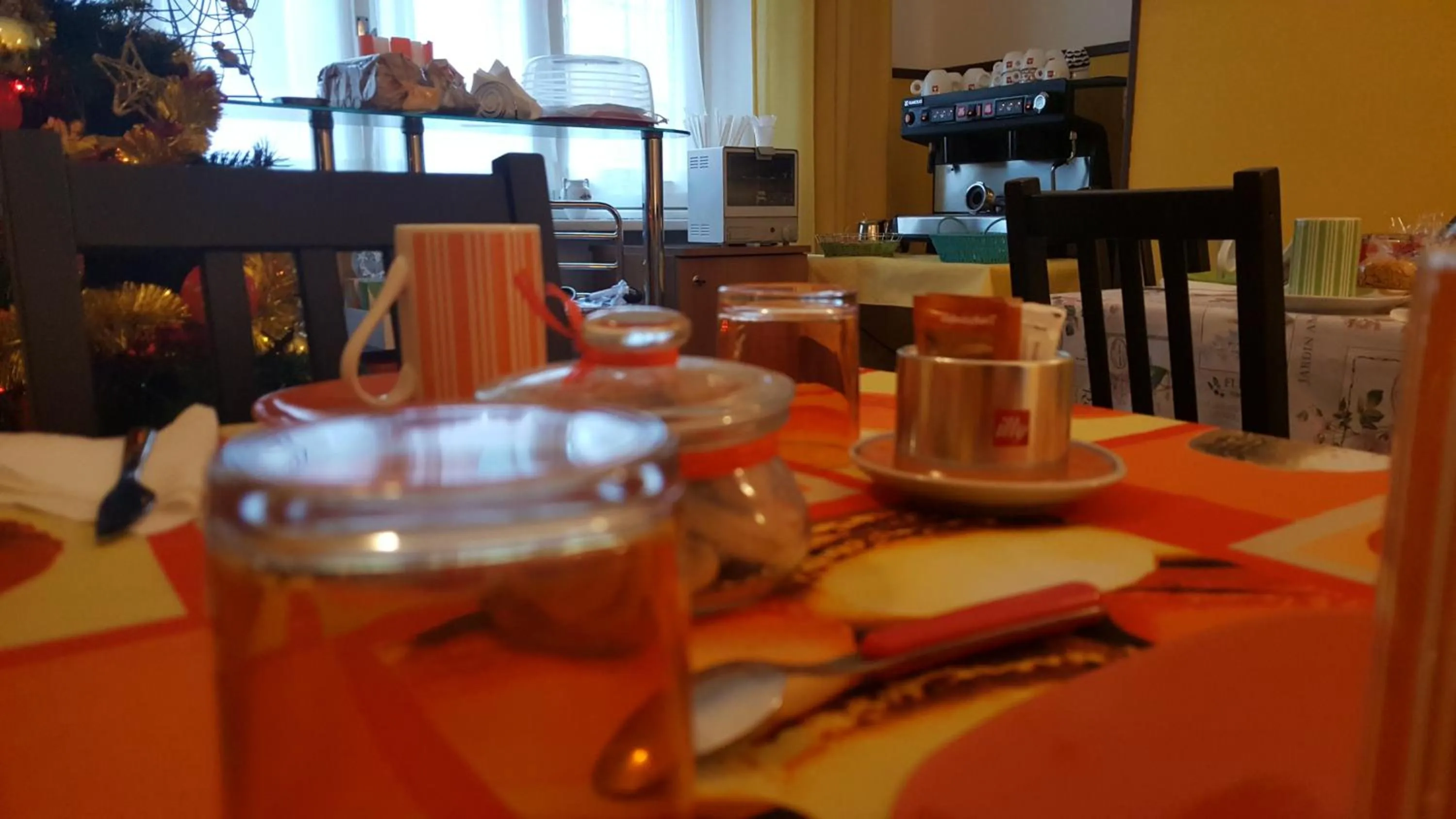 Restaurant/places to eat in Domina Romae B&B