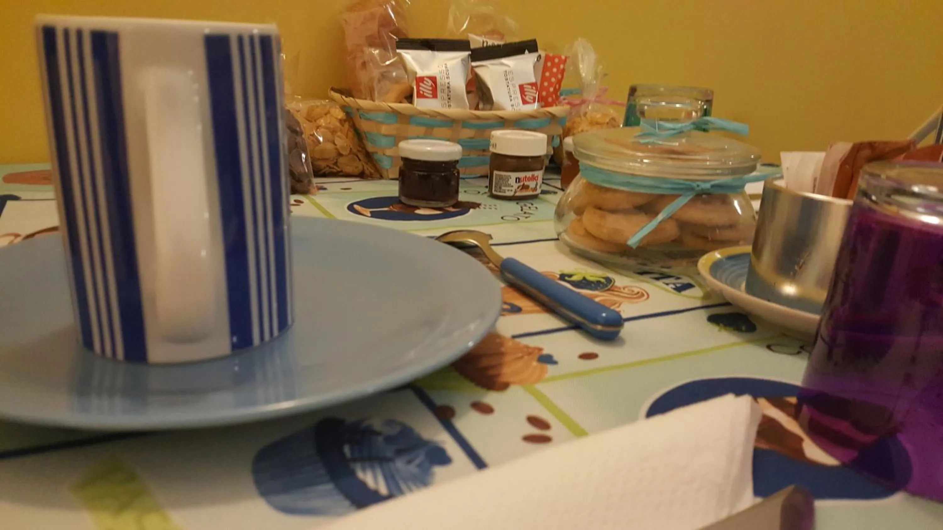 Restaurant/places to eat in Domina Romae B&B