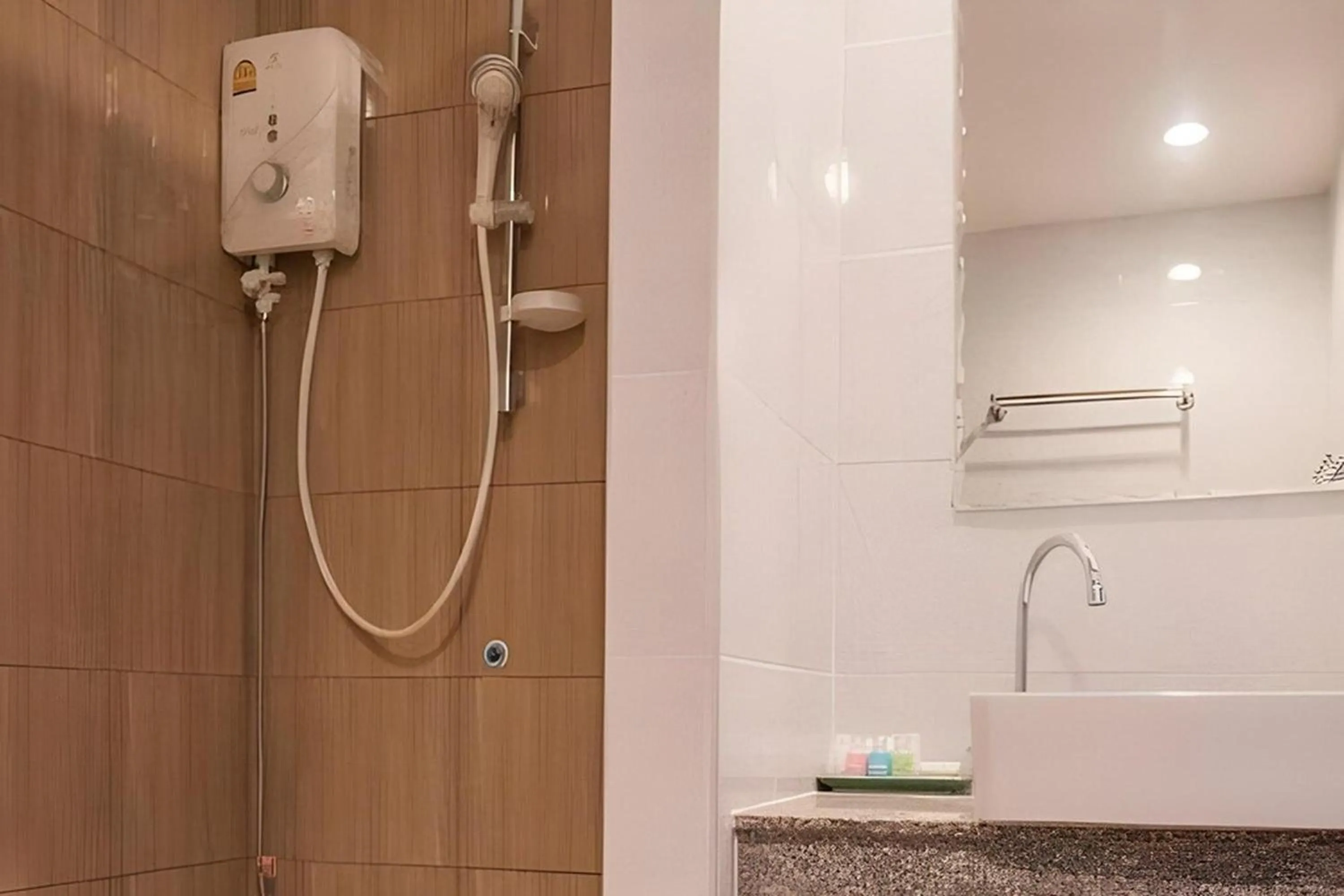 Shower in A2Sea Hotel