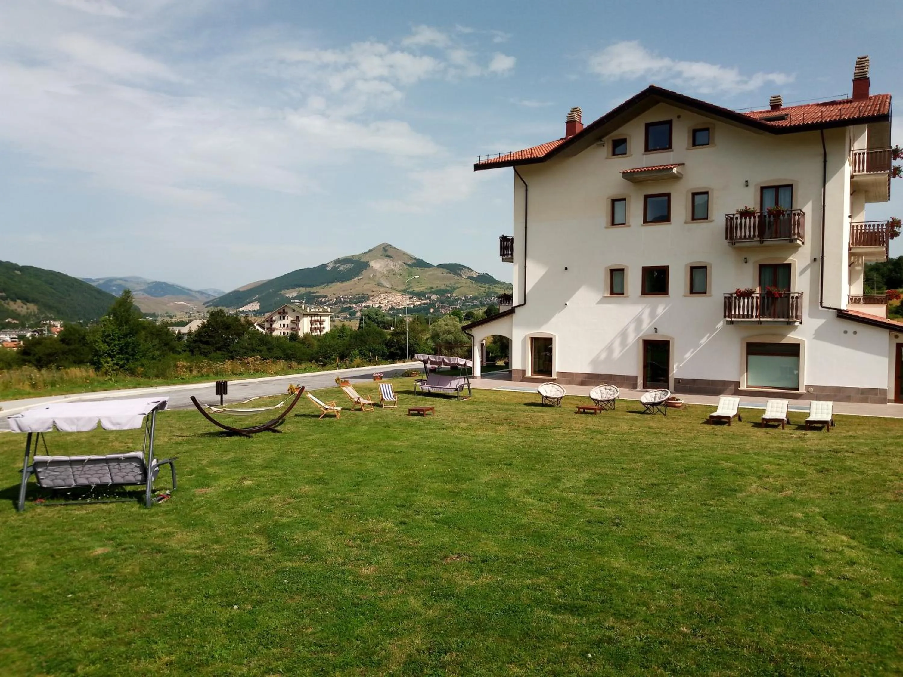 Garden in Hotel Il Bucaneve