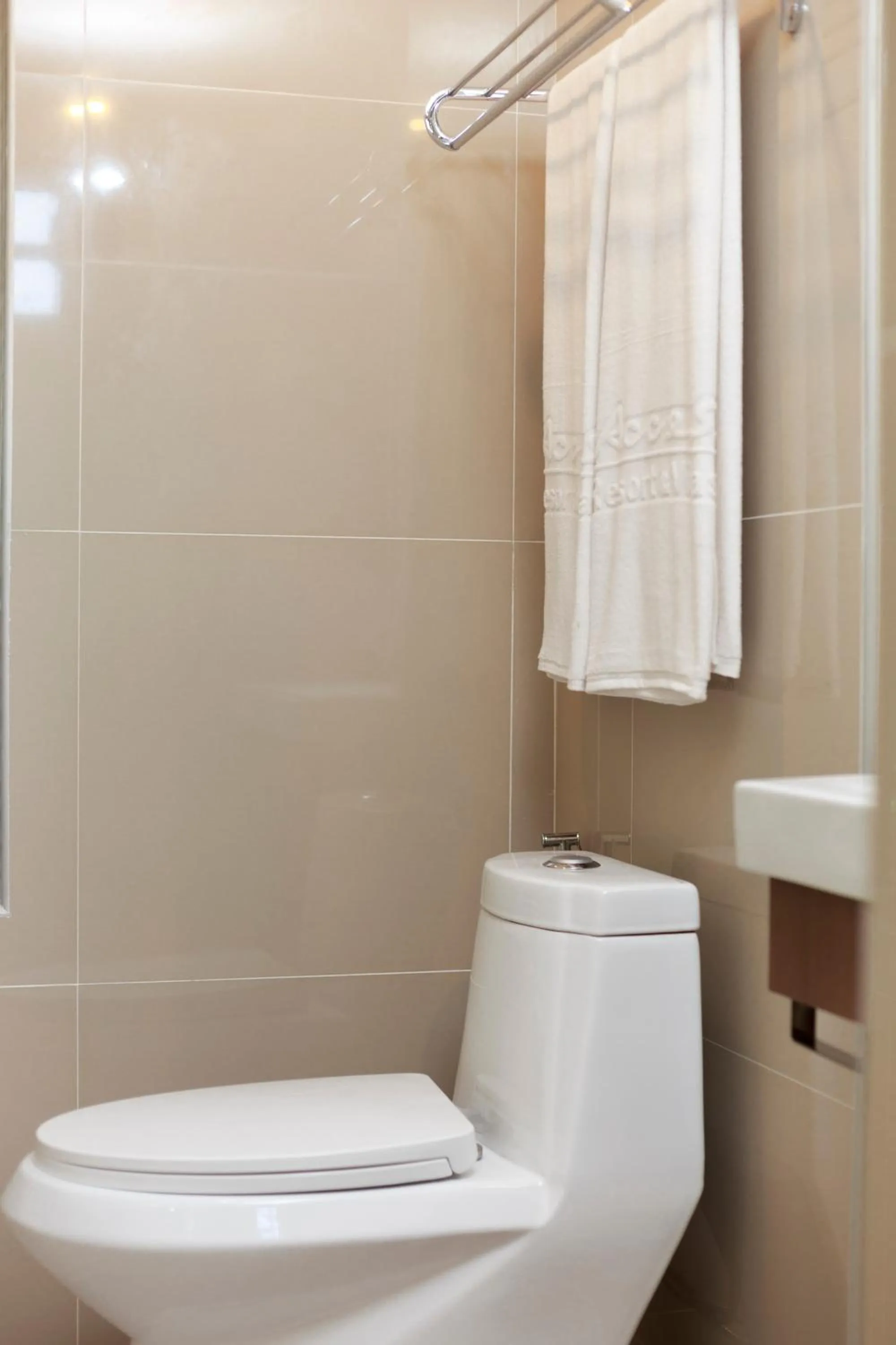 Toilet in Impress Resort