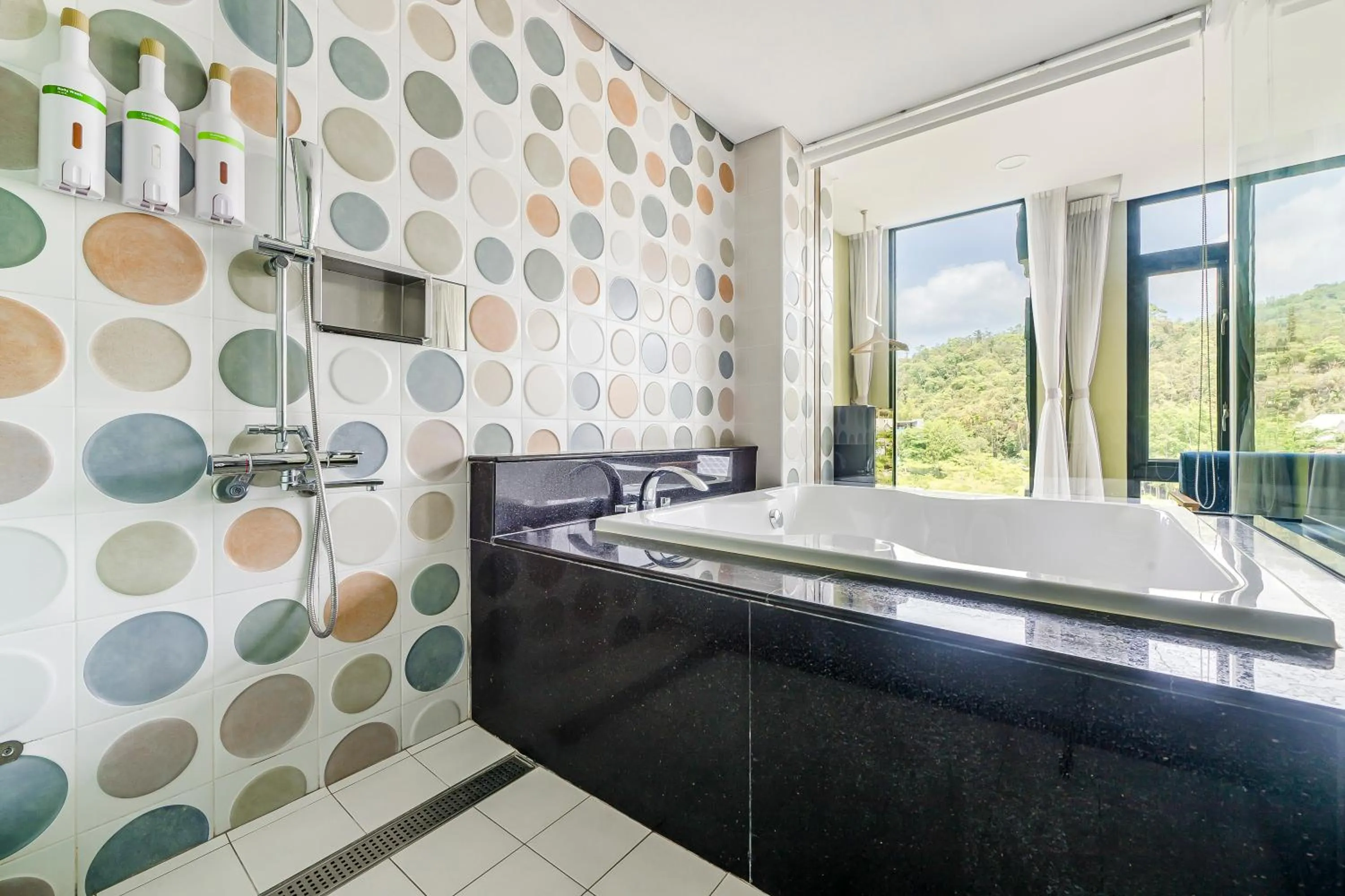 Bath in Han Yan Design Hotel