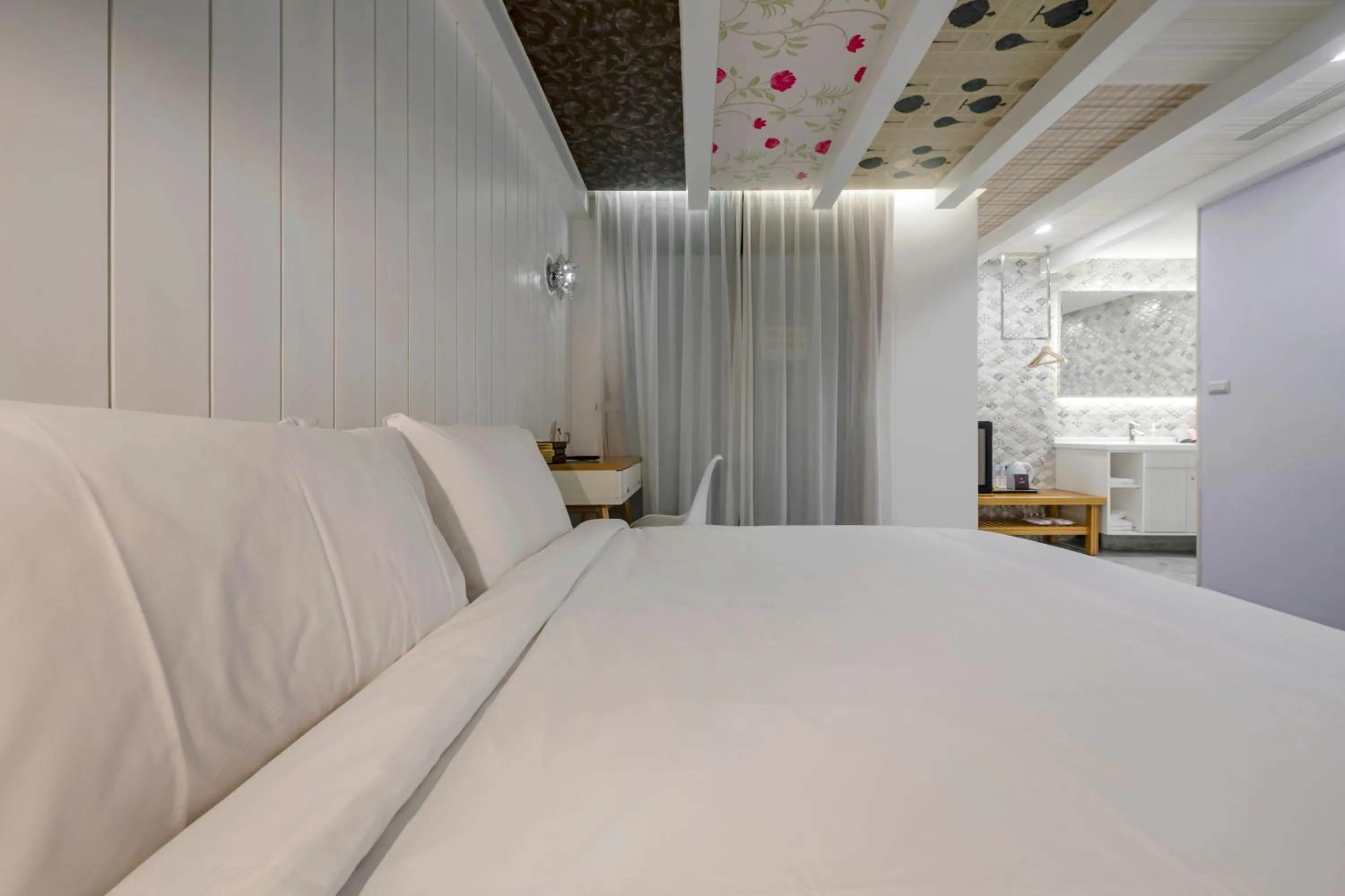 Bed in Han Yan Design Hotel