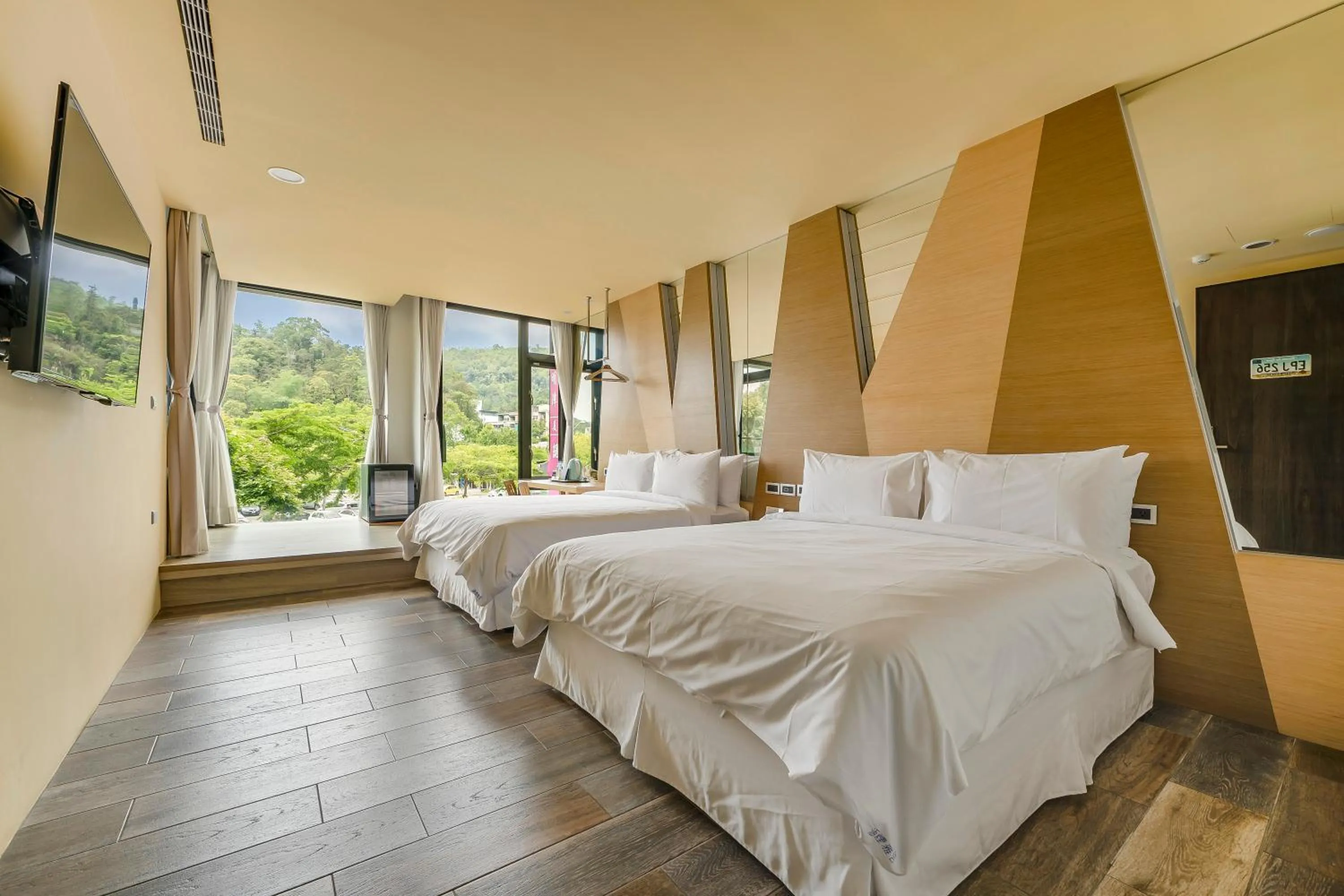 Photo of the whole room, Bed in Han Yan Design Hotel