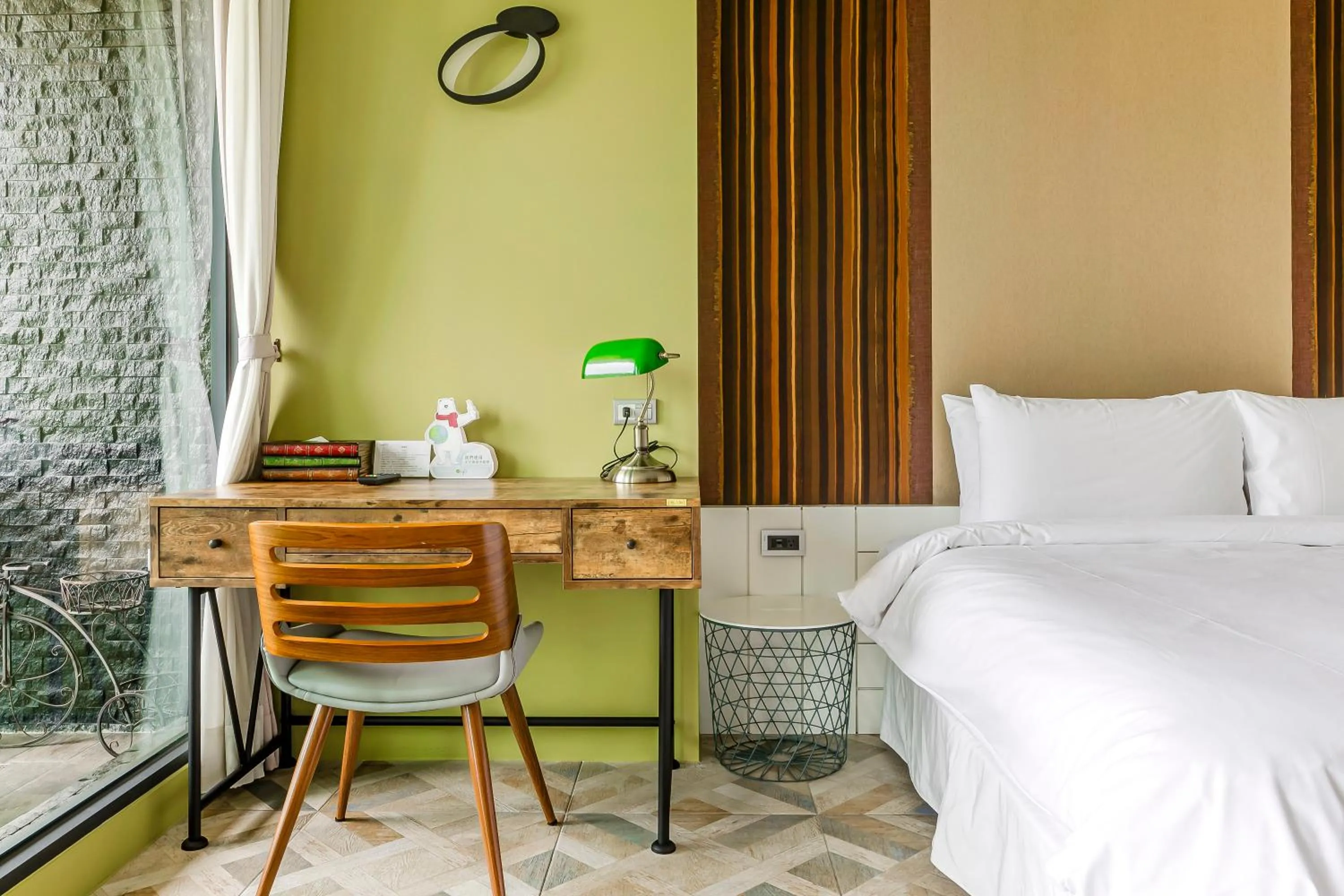 Bedroom, Bed in Han Yan Design Hotel