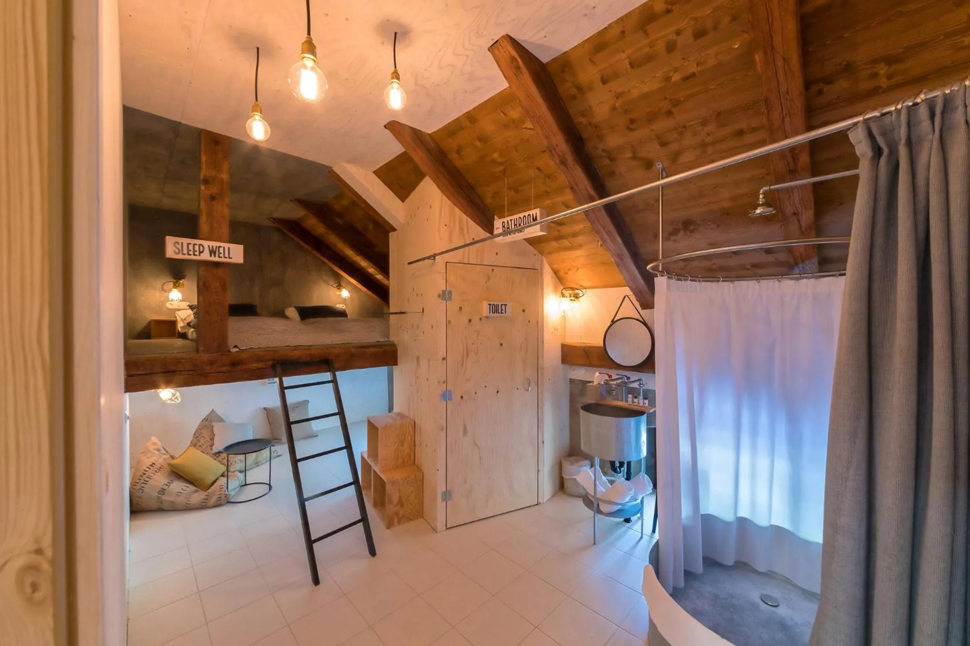 Photo of the whole room, Bed in Alter Schlachthof