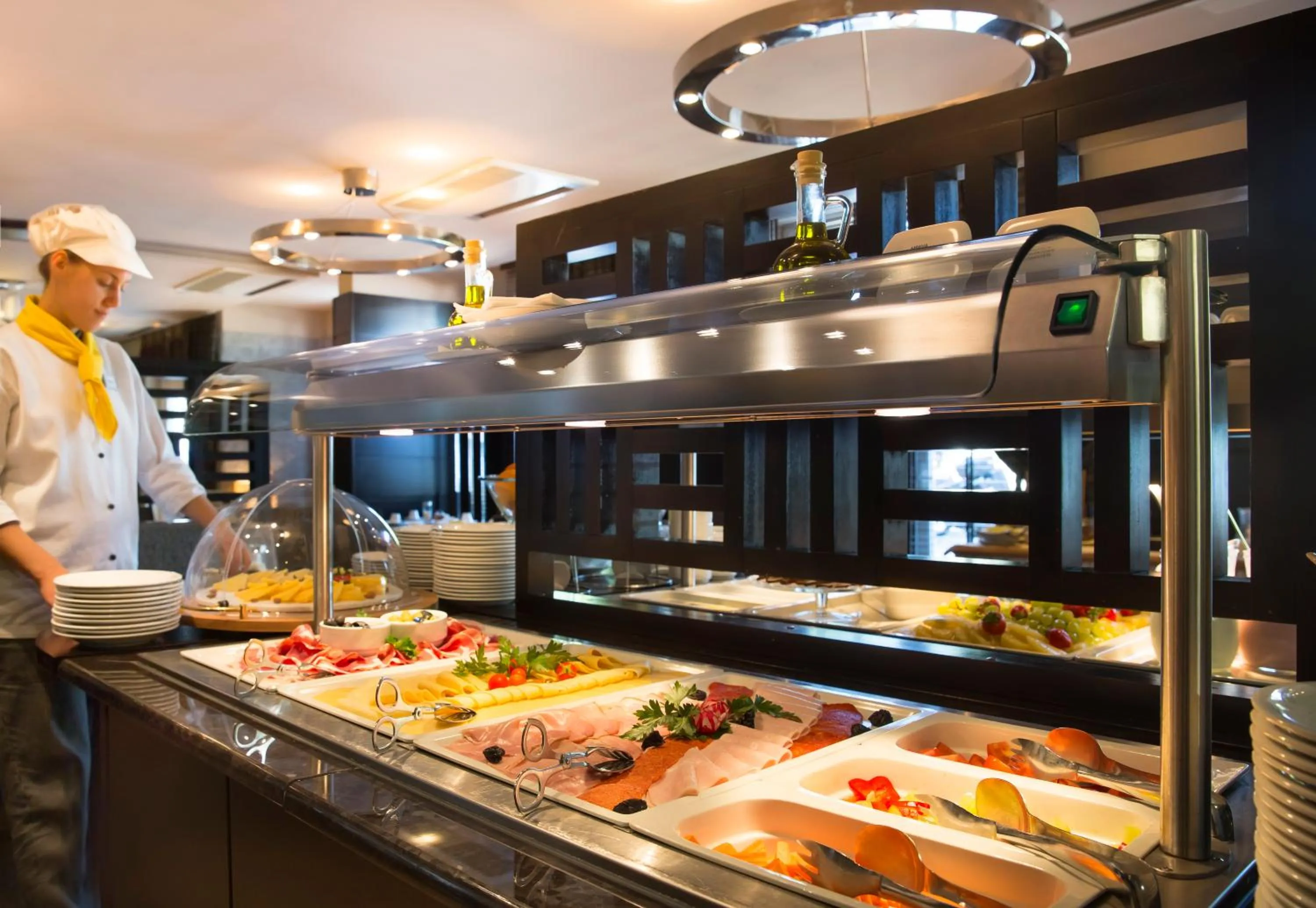 Restaurant/places to eat in Valamar Atrium Residence