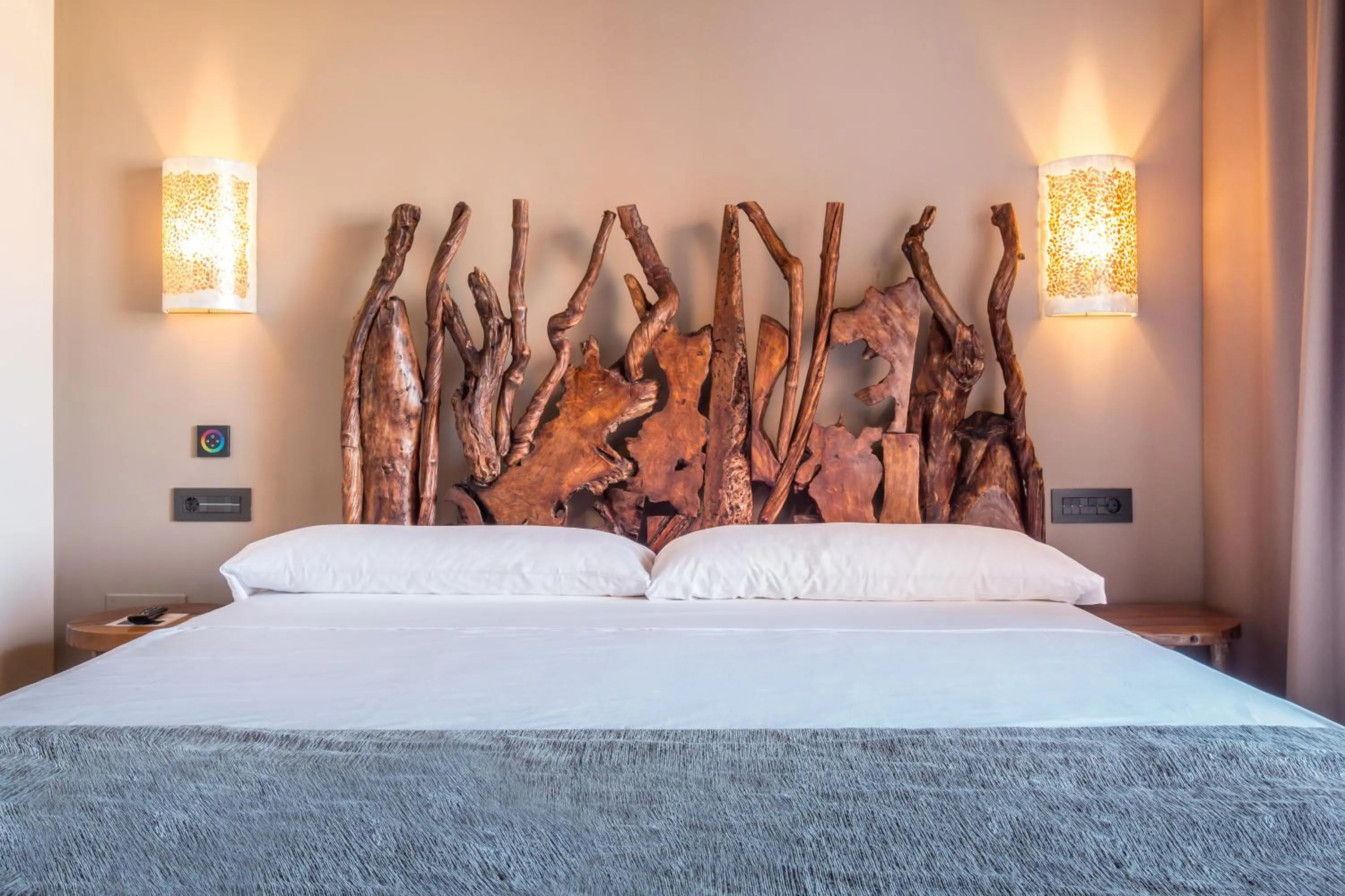 Bed in Tarifa Lances by QHotels