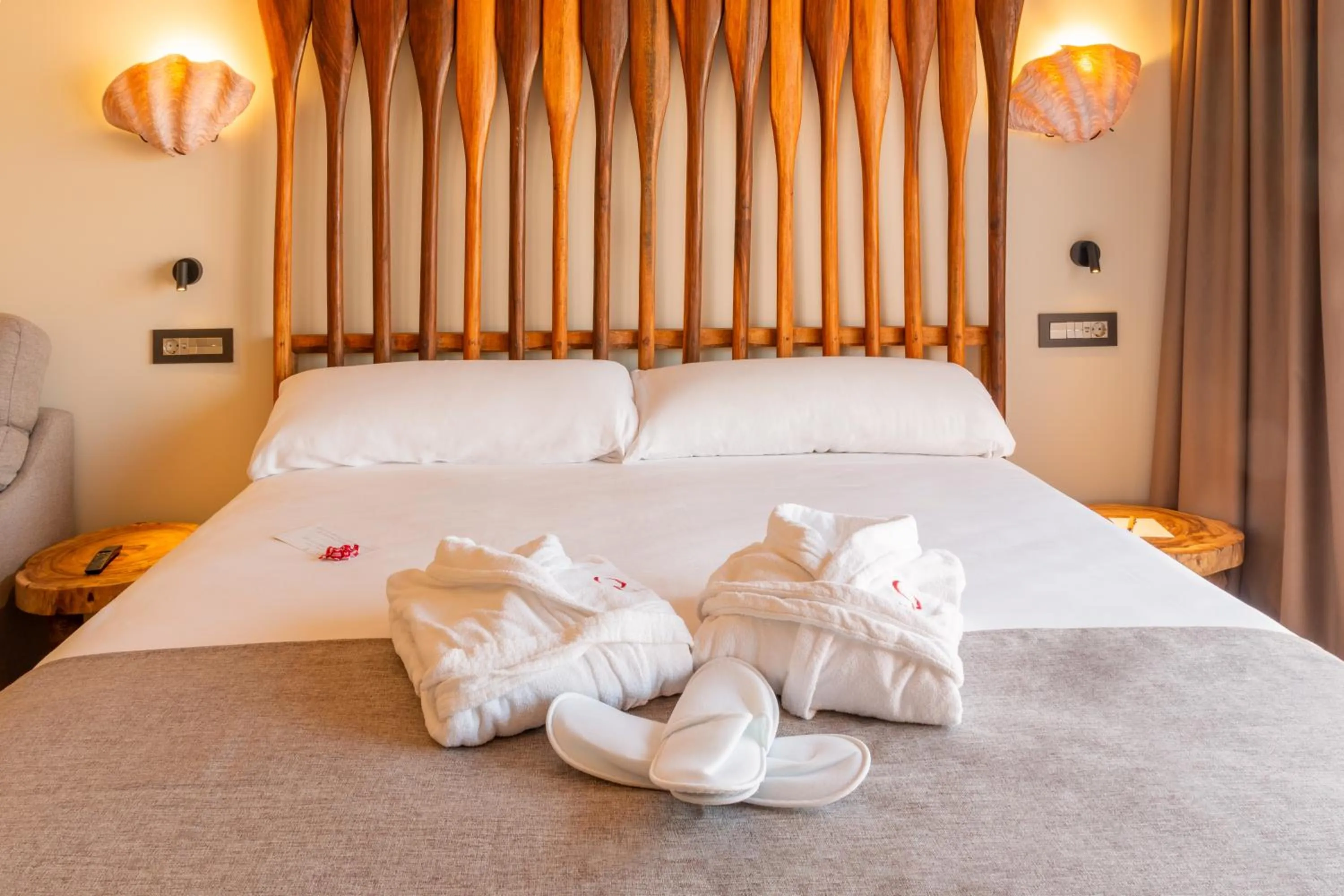 Bed in Tarifa Lances by QHotels