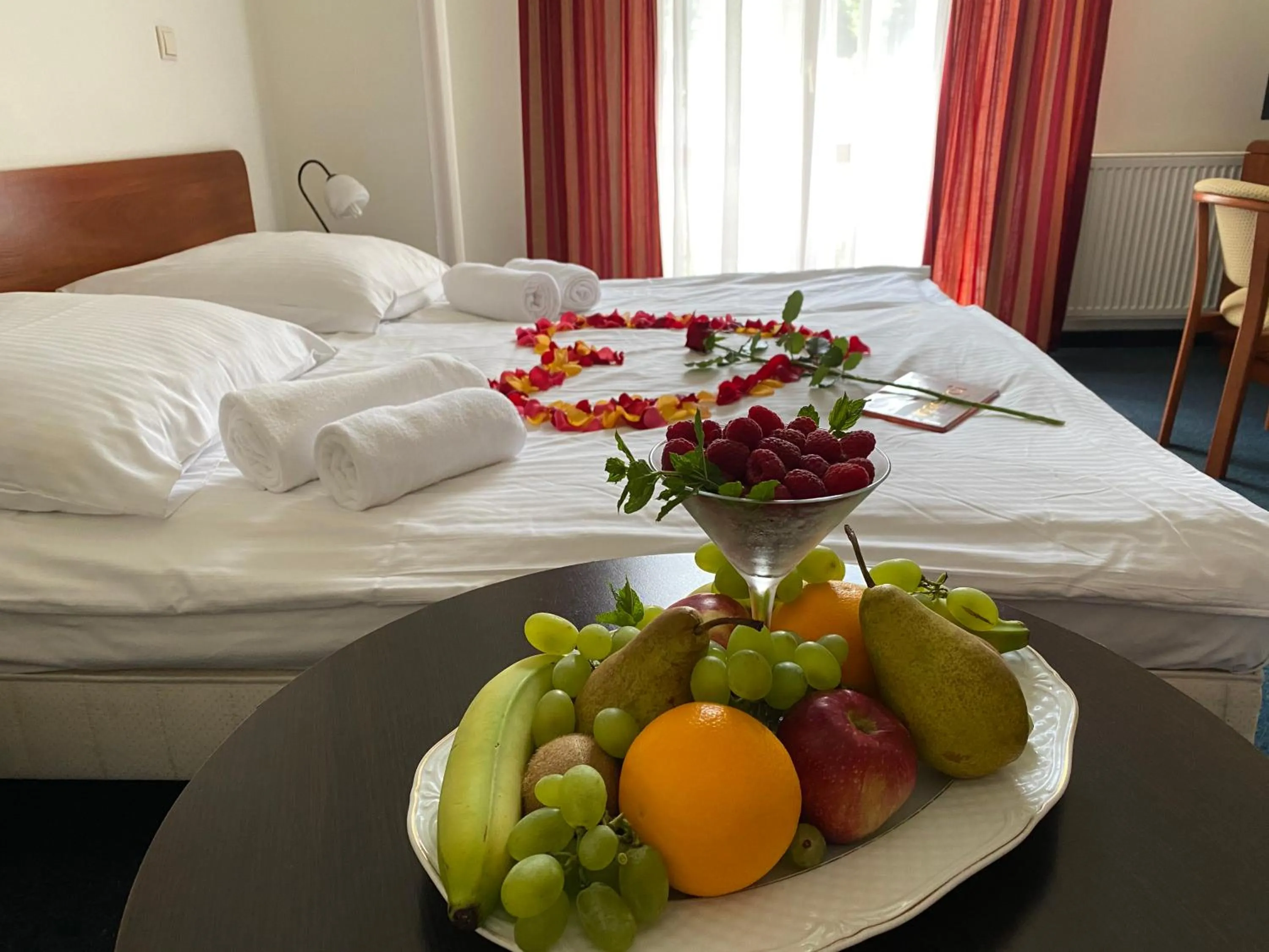 Breakfast, Bed in Apartamenty Renesans