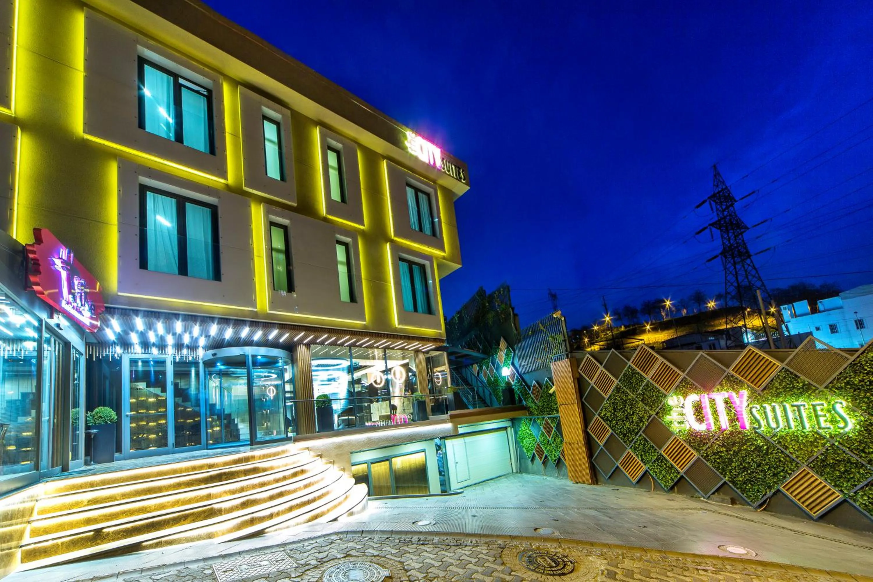 Facade/entrance in The City Suites