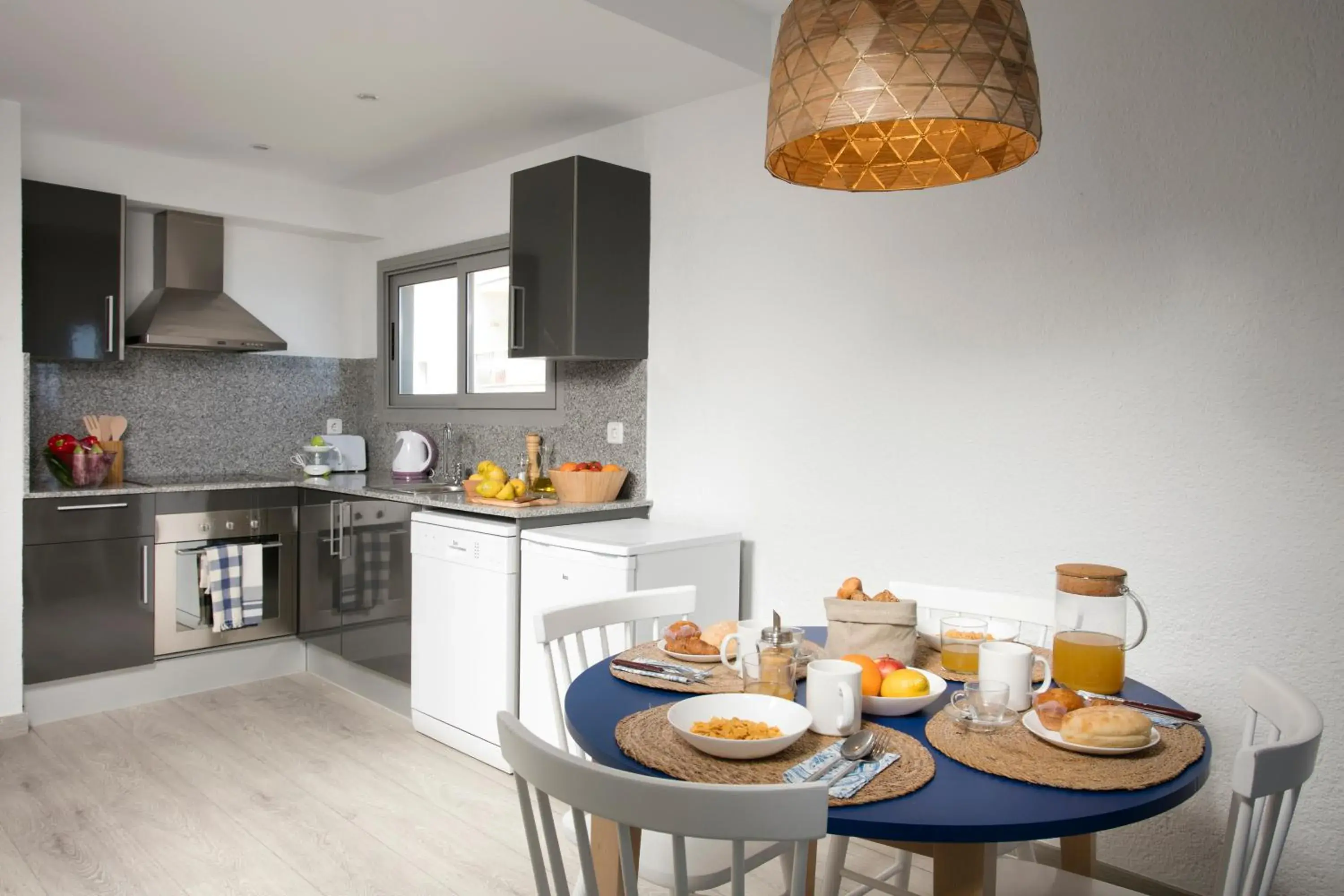 Two-Bedroom Apartment with sea view (2-4) in Pierre & Vacances Blanes Playa Two-Bedroom Apartment with sea view (2-4) in Pierre & Vacances Blanes Playa