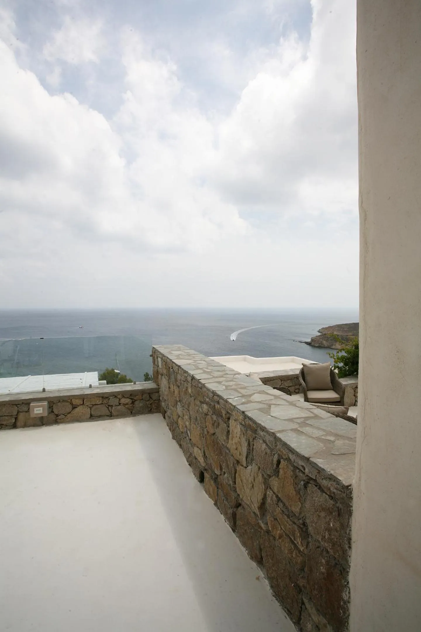 Property building in Atlantis Beach Residence