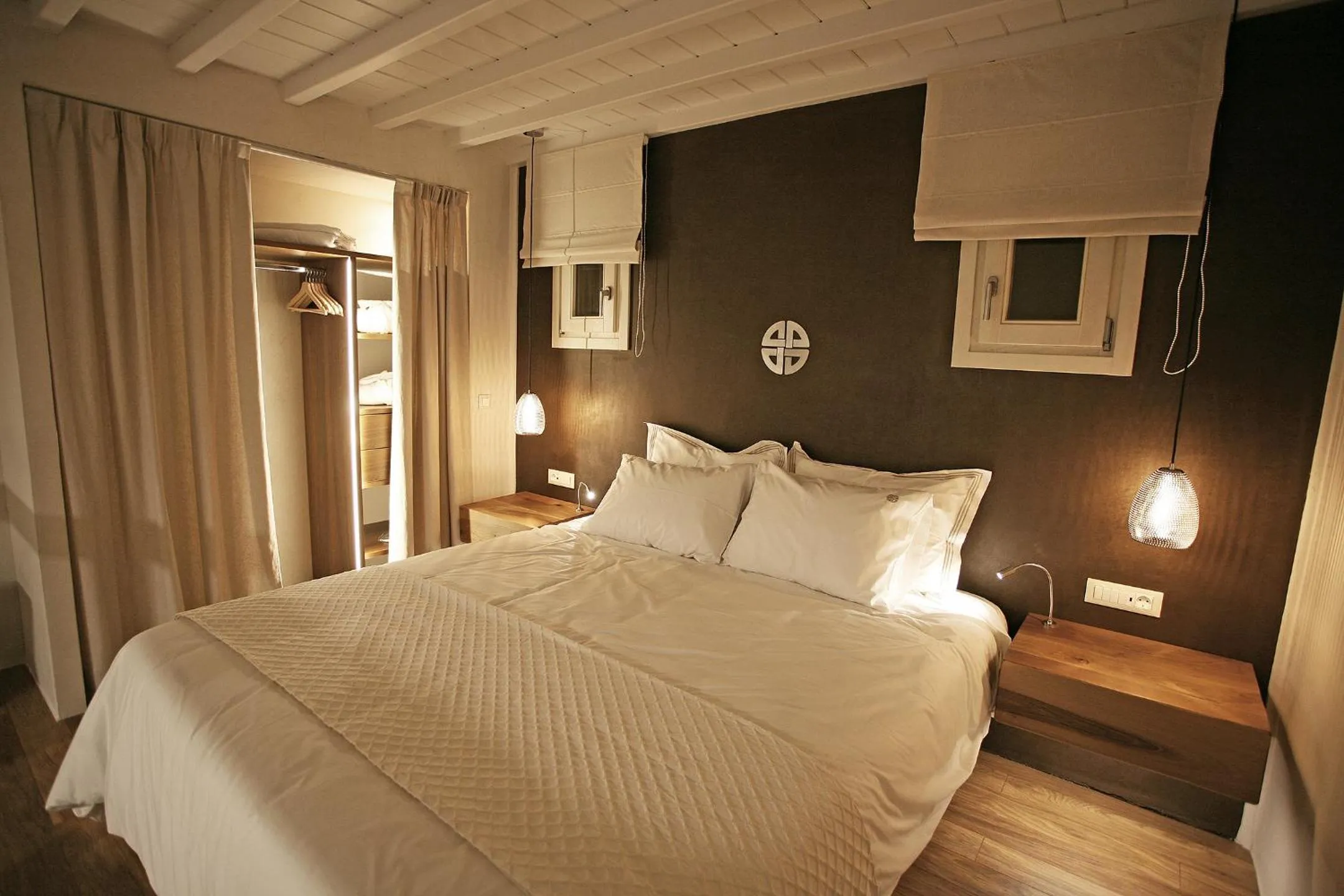 Spring, Bed in Atlantis Beach Residence