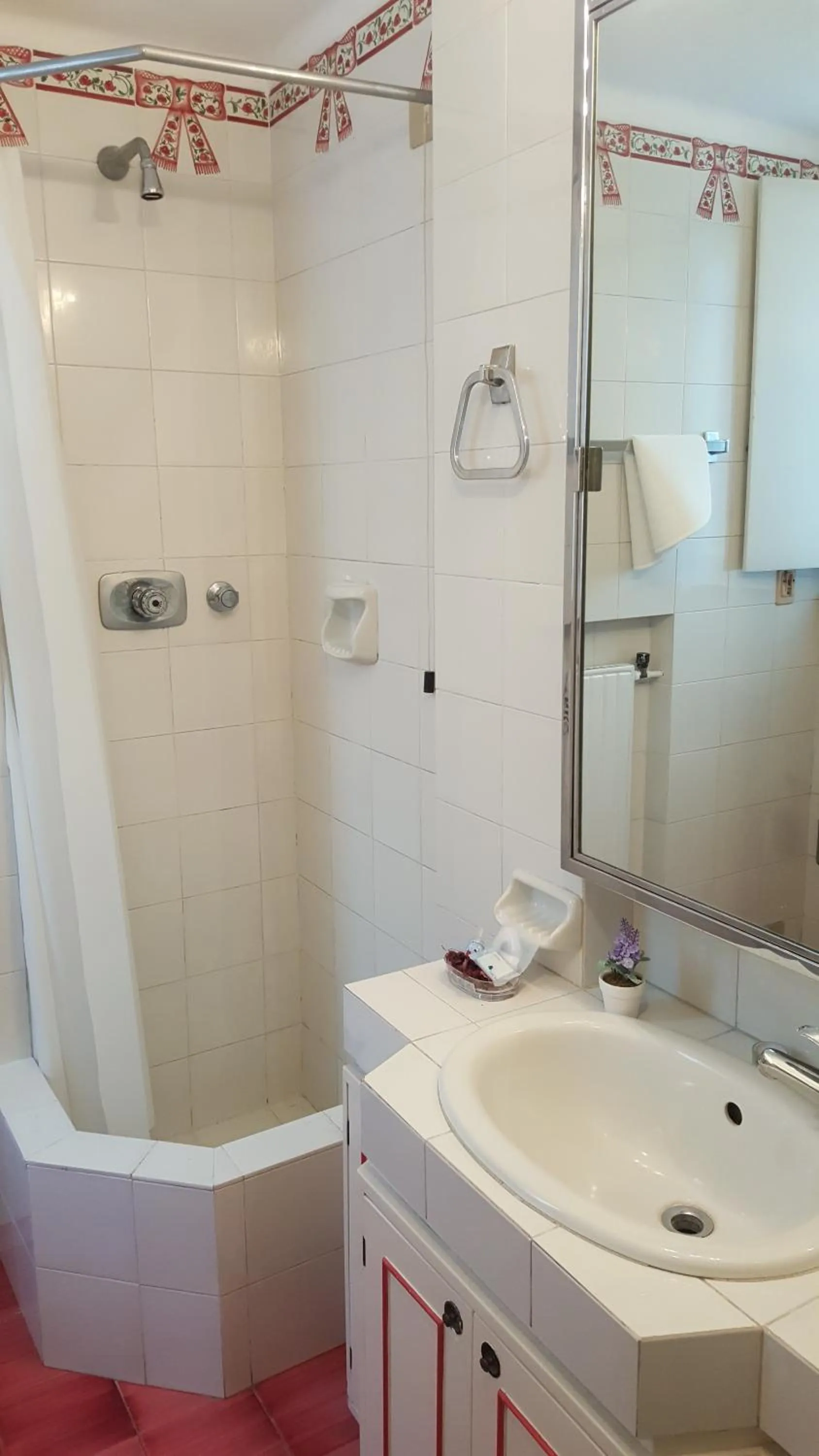 Bathroom in Garden Suite