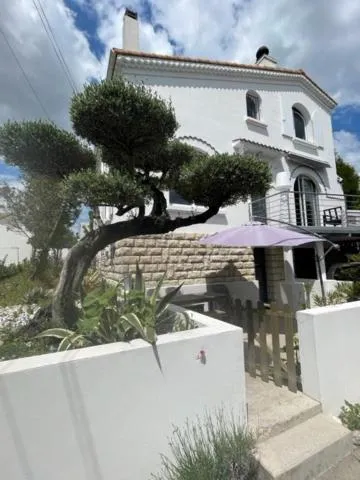 Property building in Chambres d'Hôtes LA PASTOURELLE Royan centre