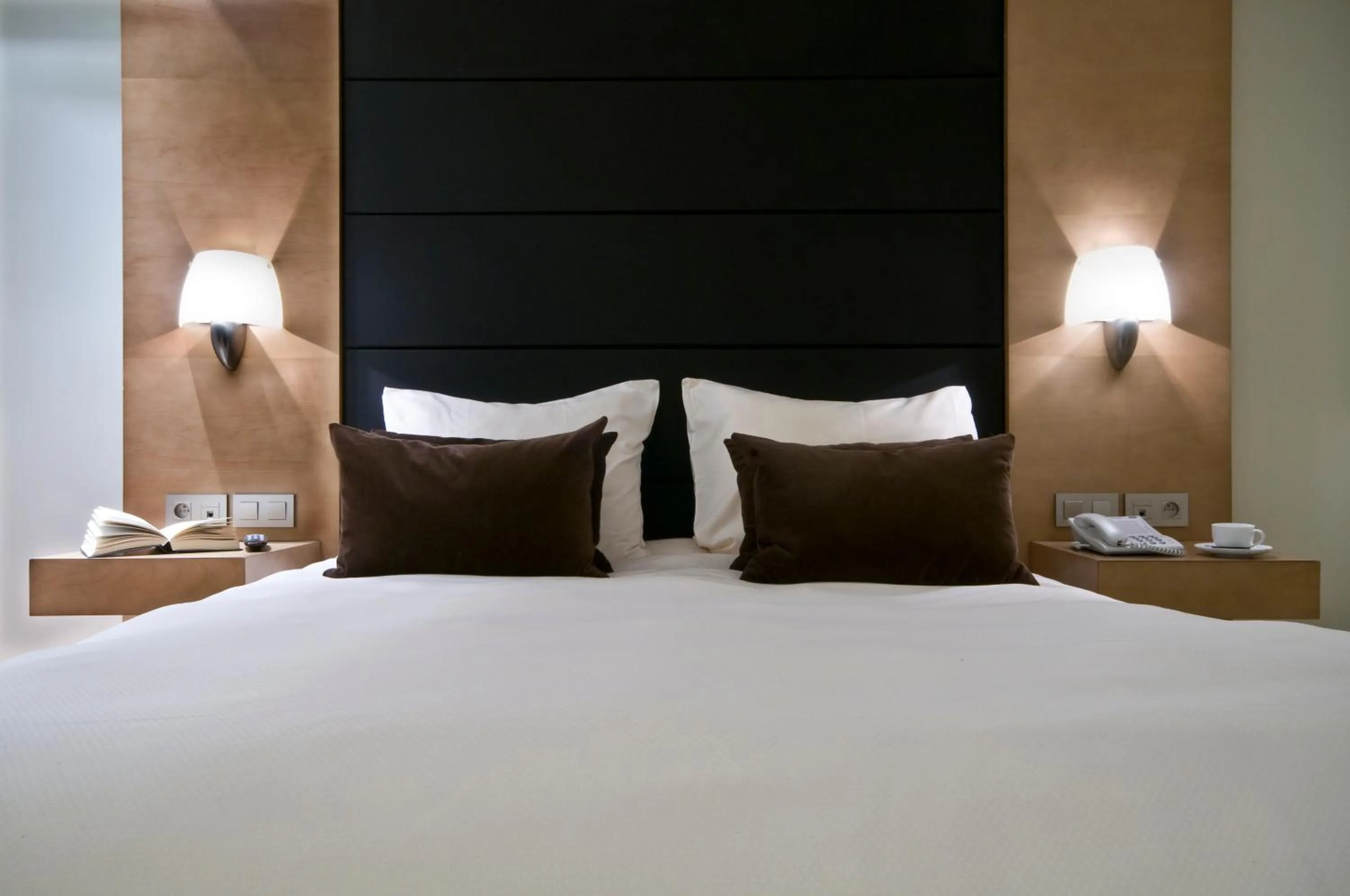 Bed in B-aparthotel Montgomery