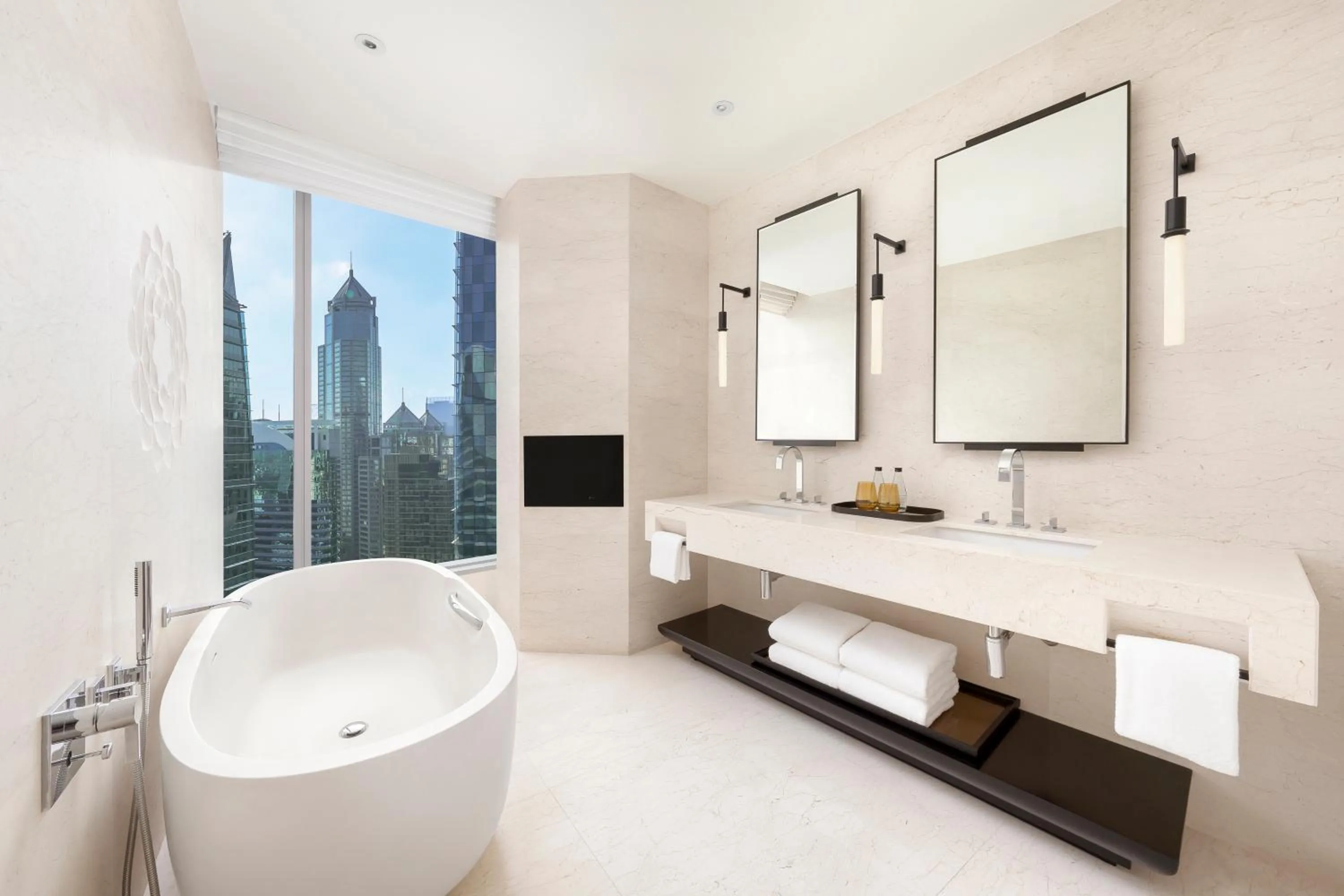 Bathroom in Park Hyatt Bangkok