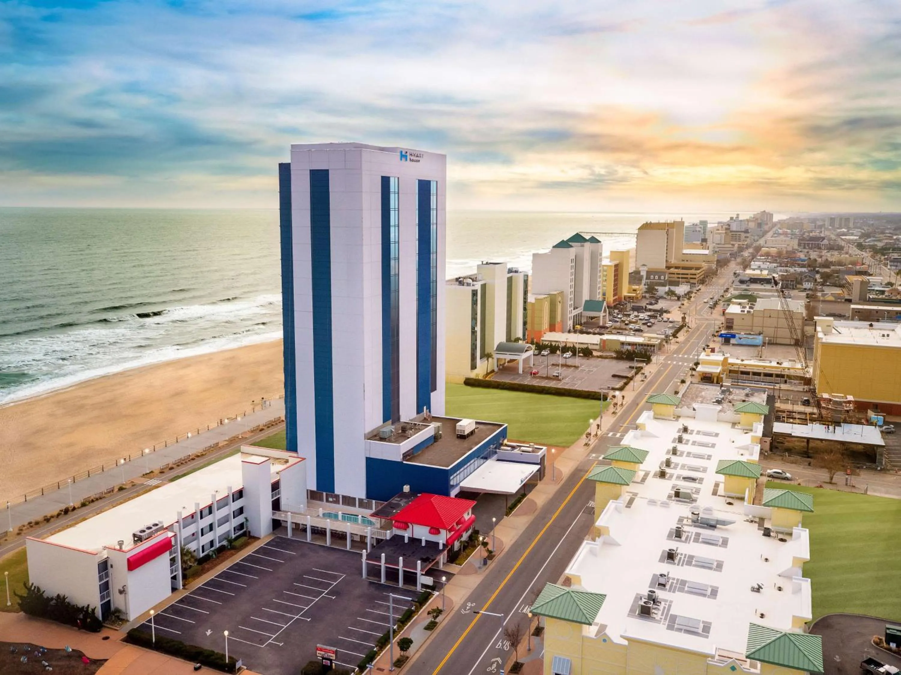 Property building in Hyatt House Virginia Beach / Oceanfront