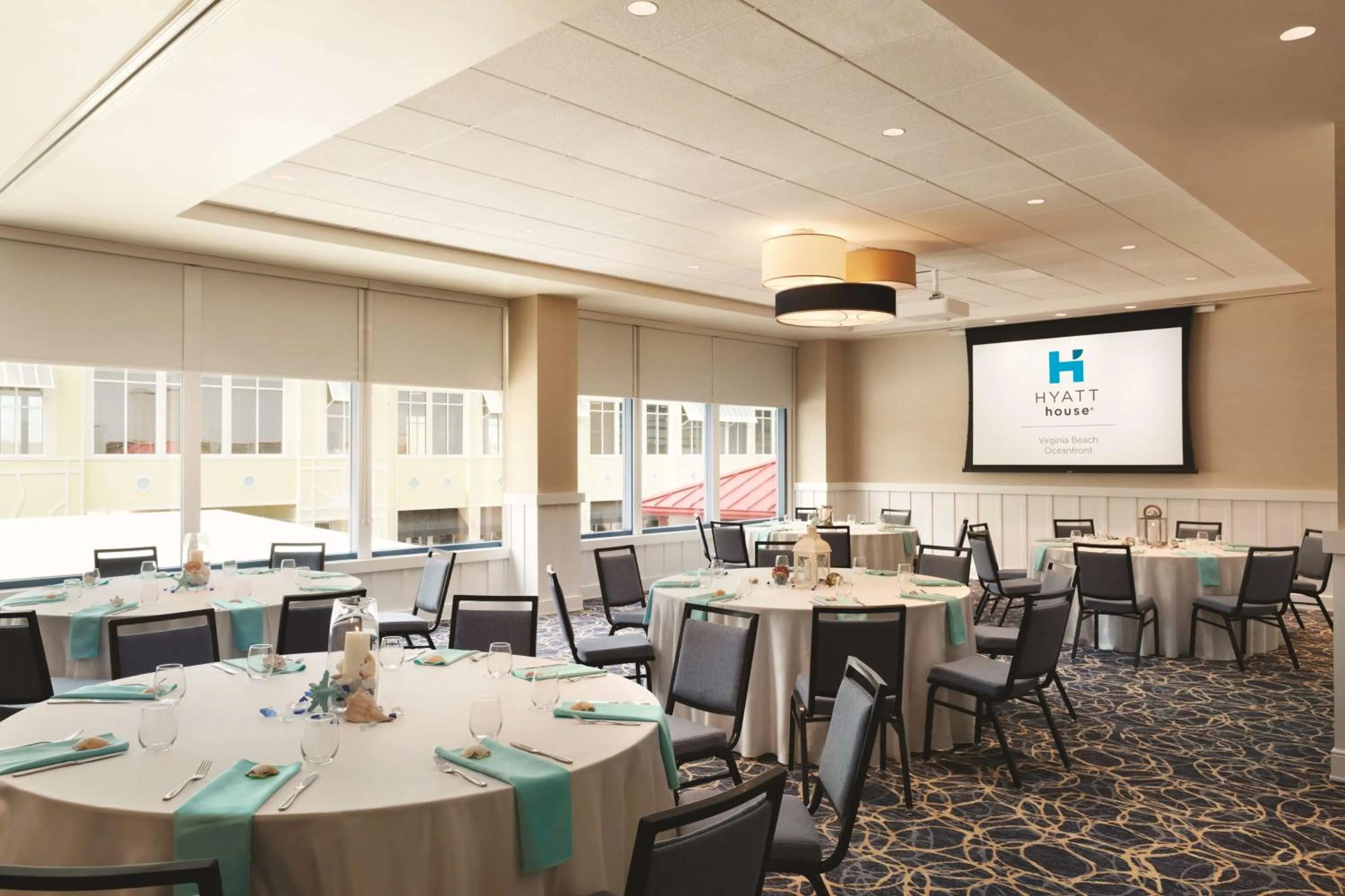 Meeting/conference room in Hyatt House Virginia Beach / Oceanfront