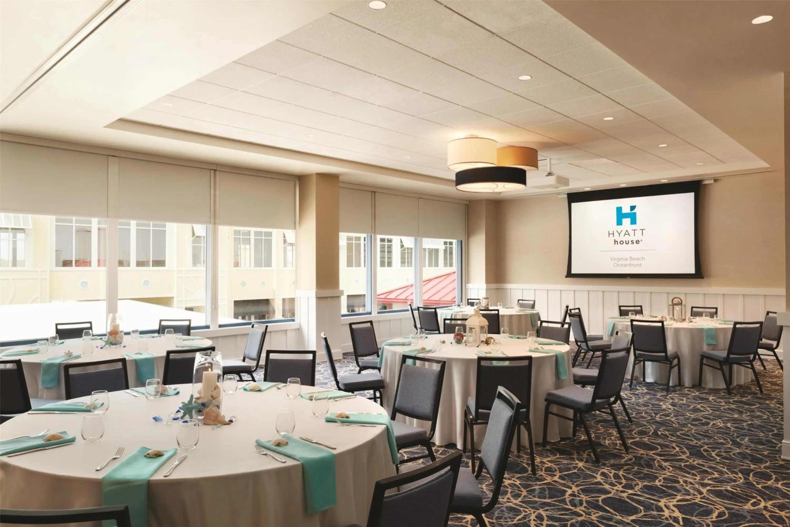 Meeting/conference room in Hyatt House Virginia Beach / Oceanfront
