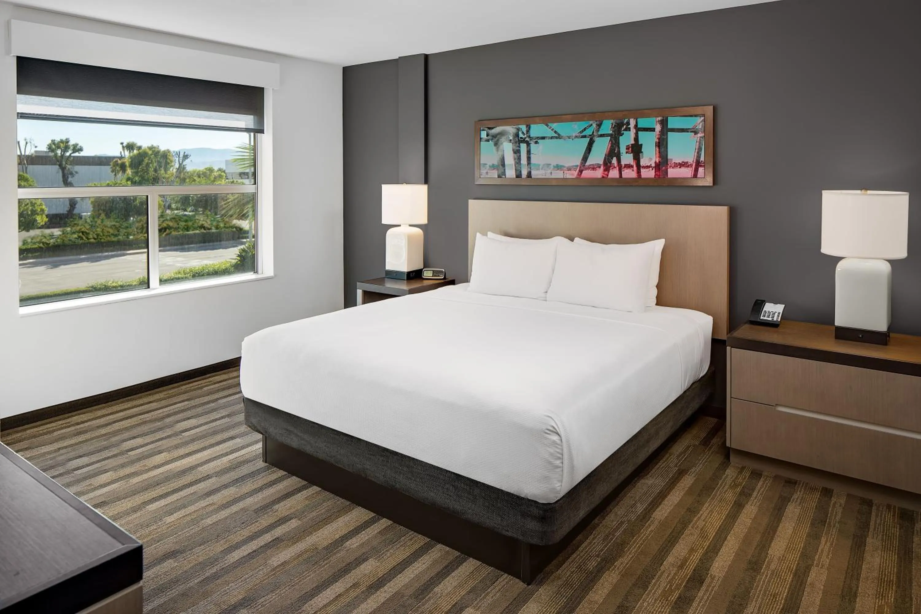 Bed in Hyatt House Irvine/John Wayne Airport