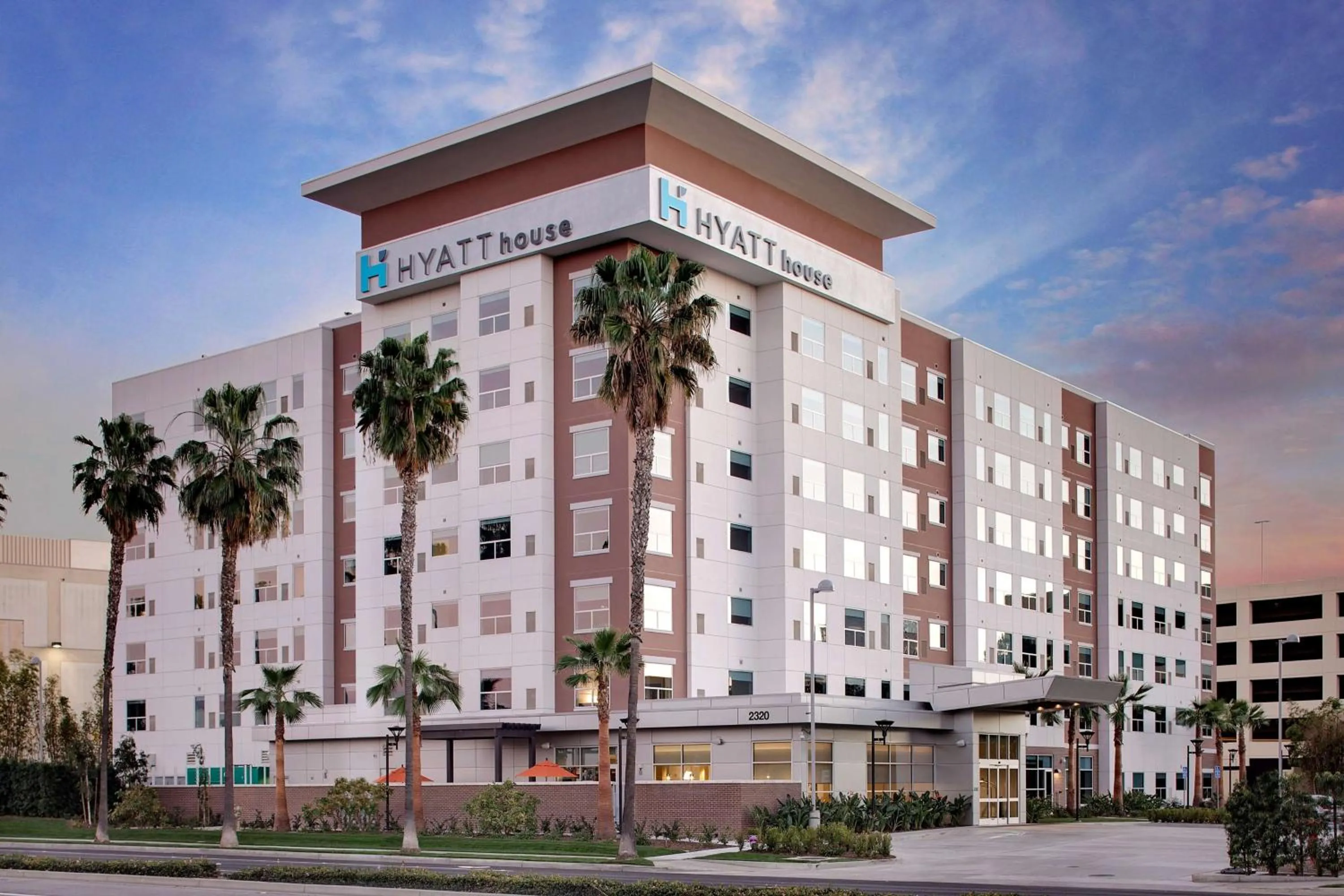 Property building in Hyatt House Irvine/John Wayne Airport