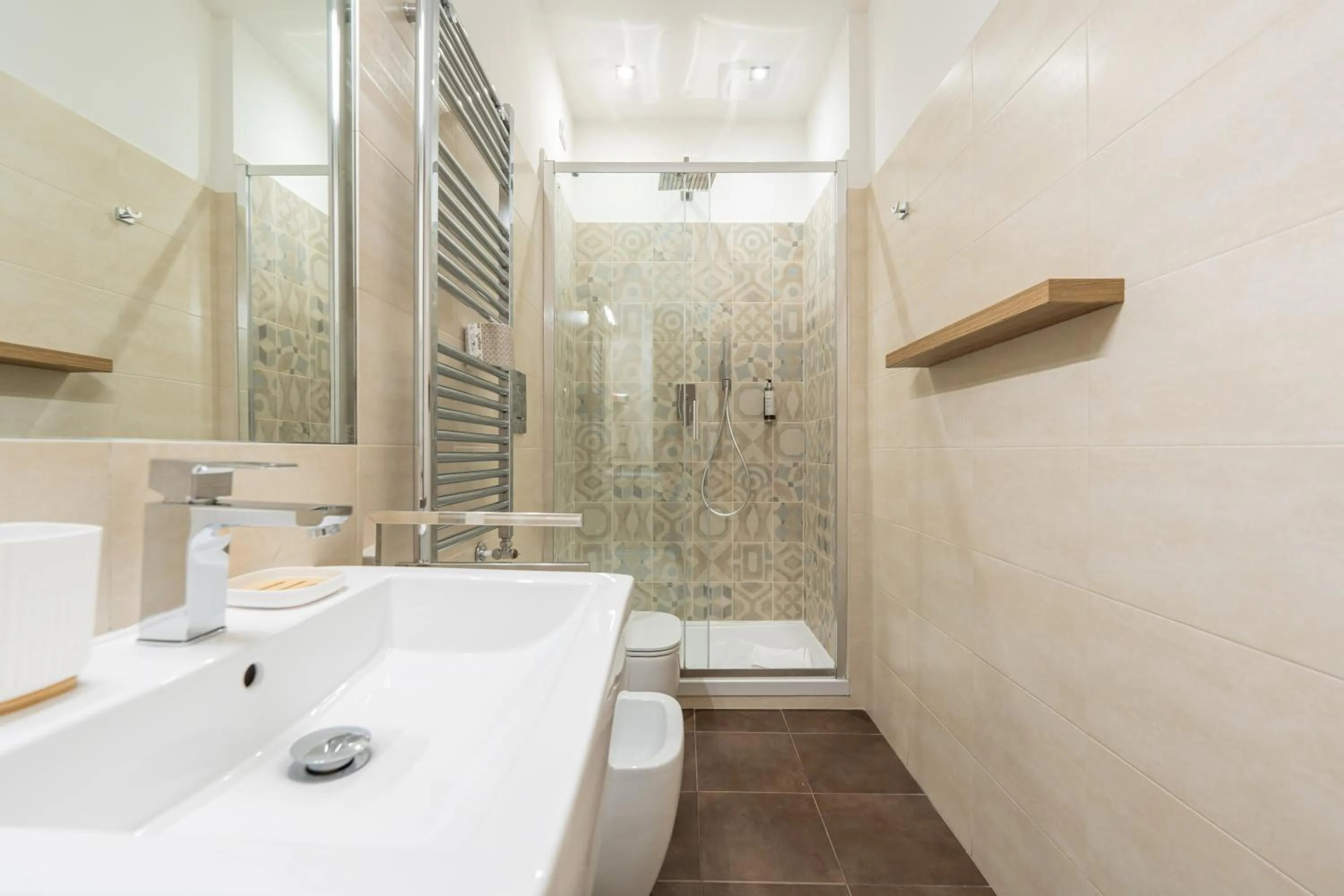 Shower in Popolo & Flaminio Rooms