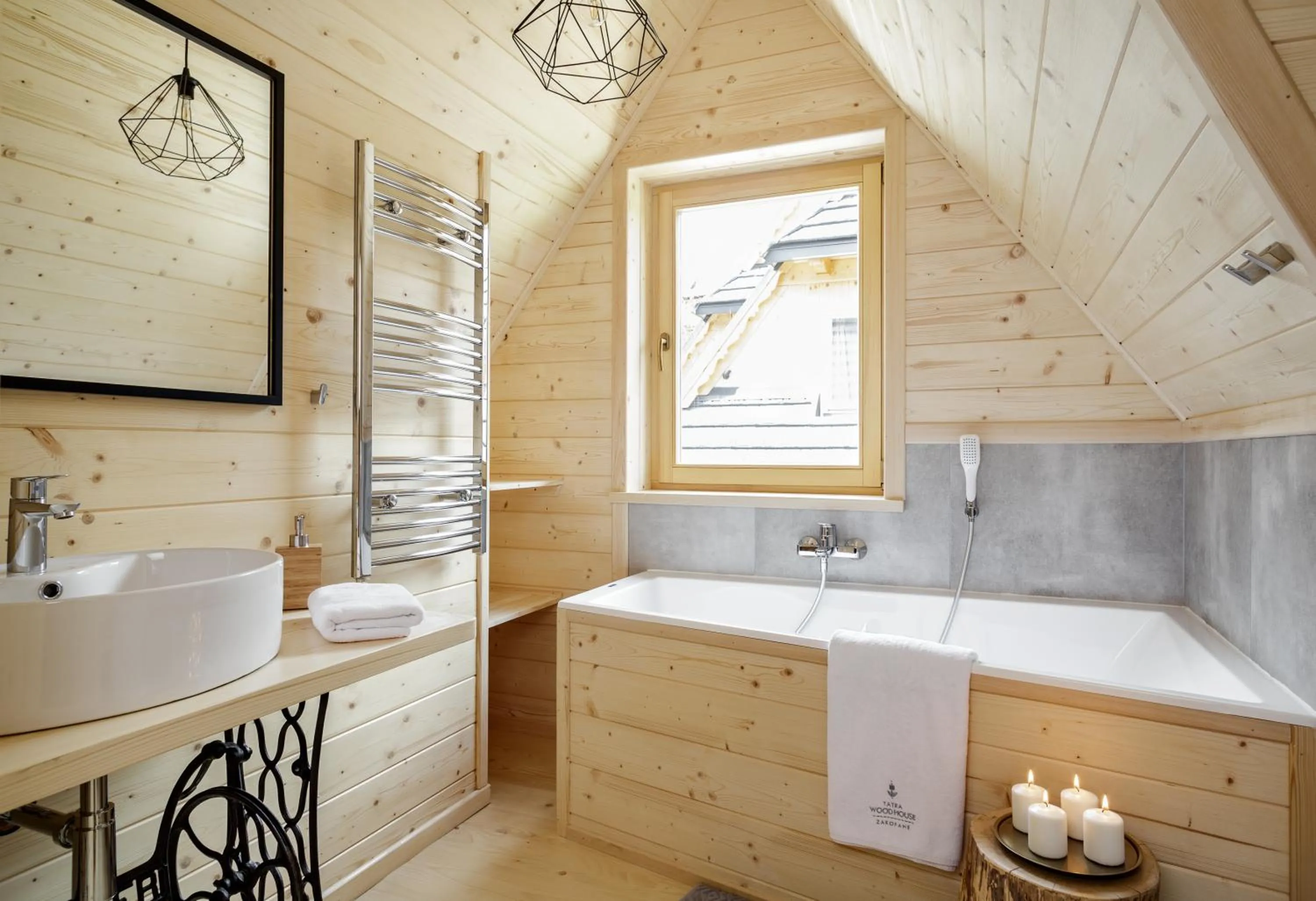 Toilet in Tatra Wood House