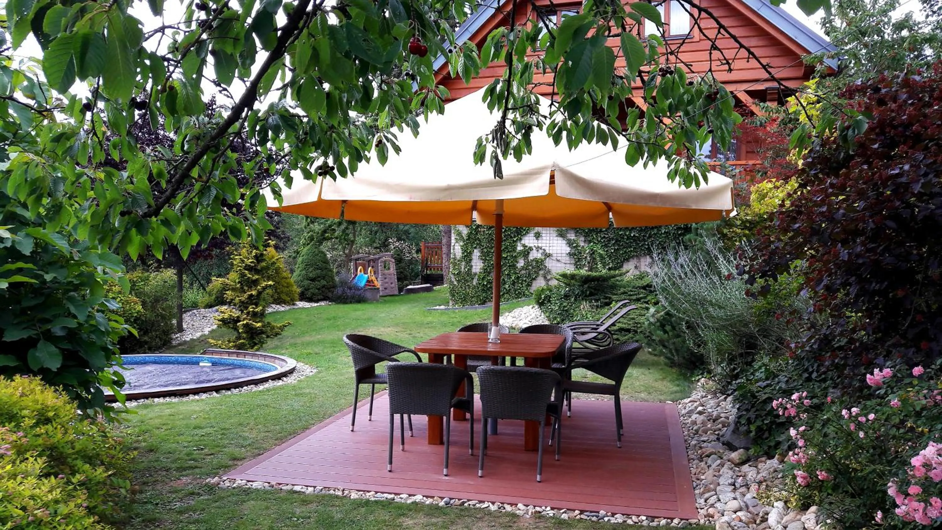 Garden view in Chalupa u Macochy