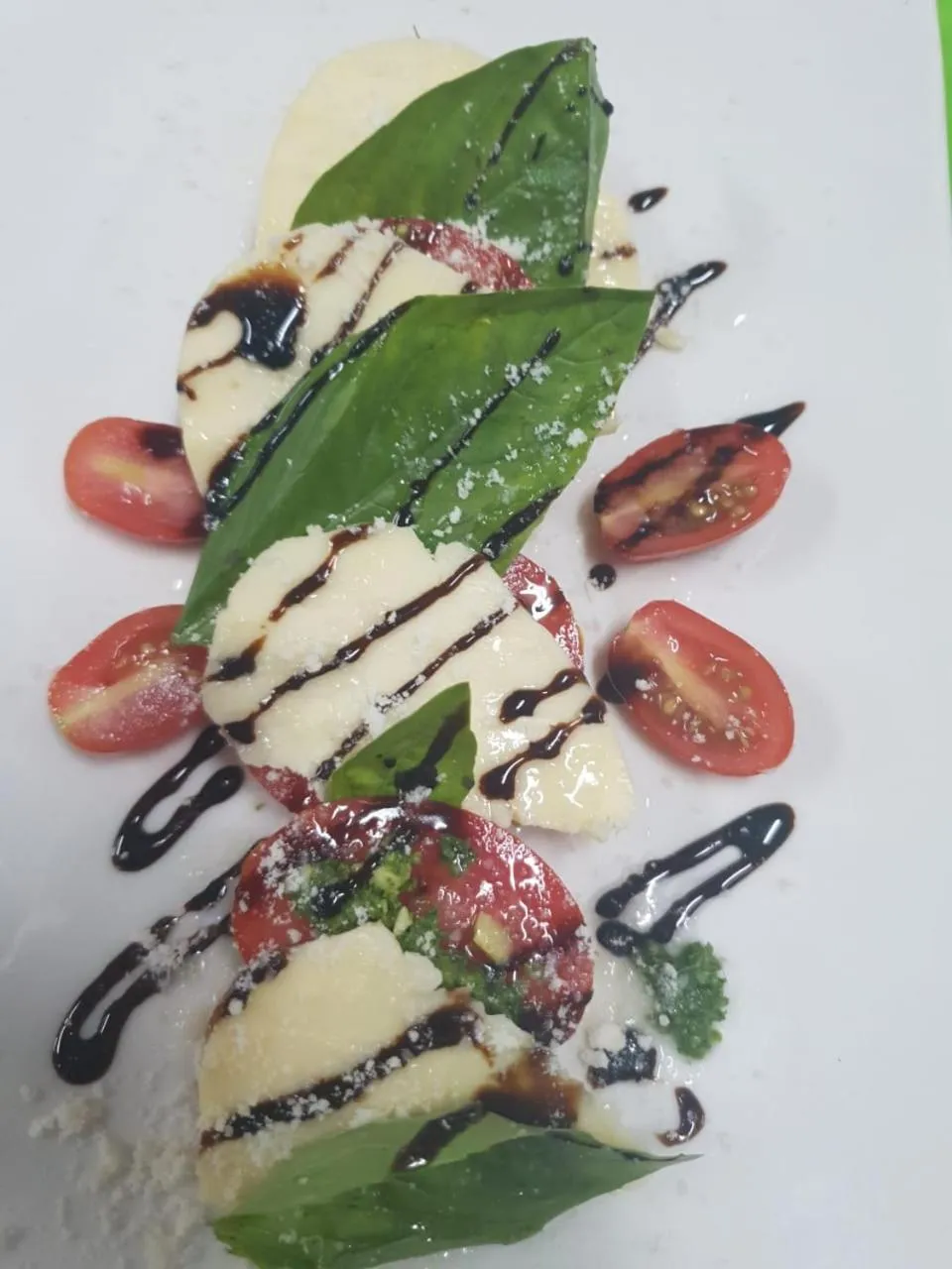 Restaurant/places to eat in Villa Paradiso