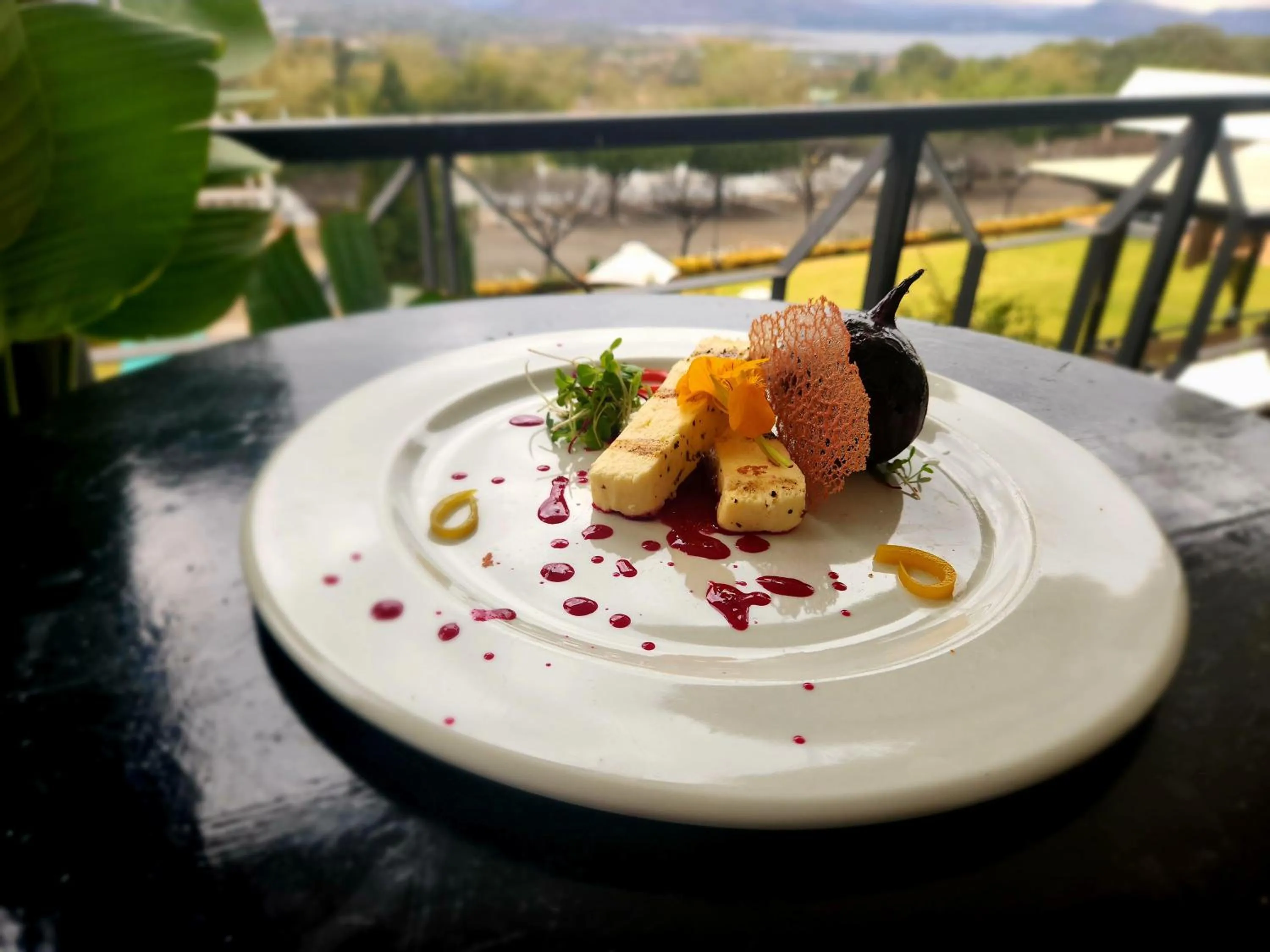 Restaurant/places to eat in Villa Paradiso