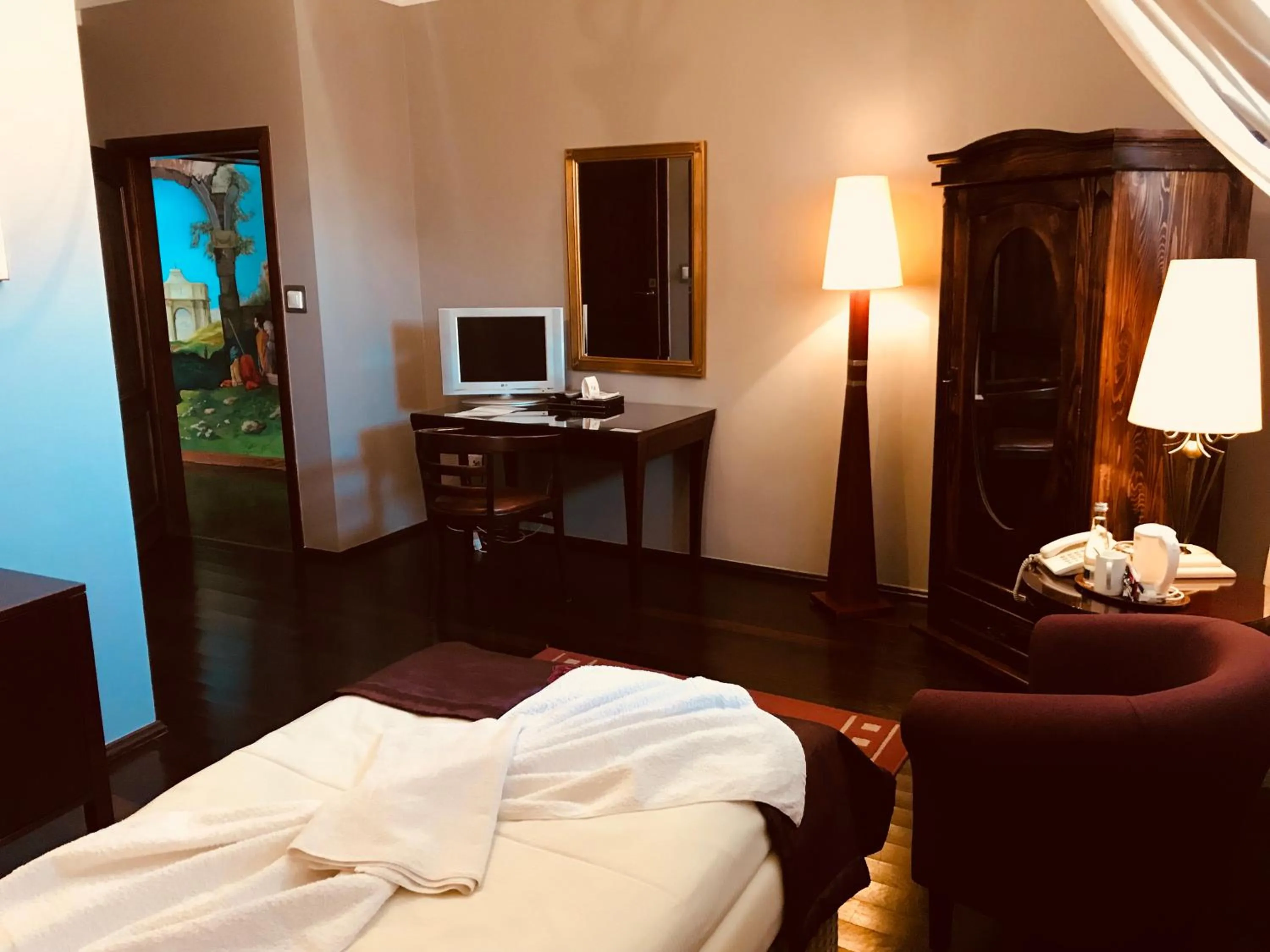 Photo of the whole room, Bed in Restauracja - Hotel Mocca D'oro