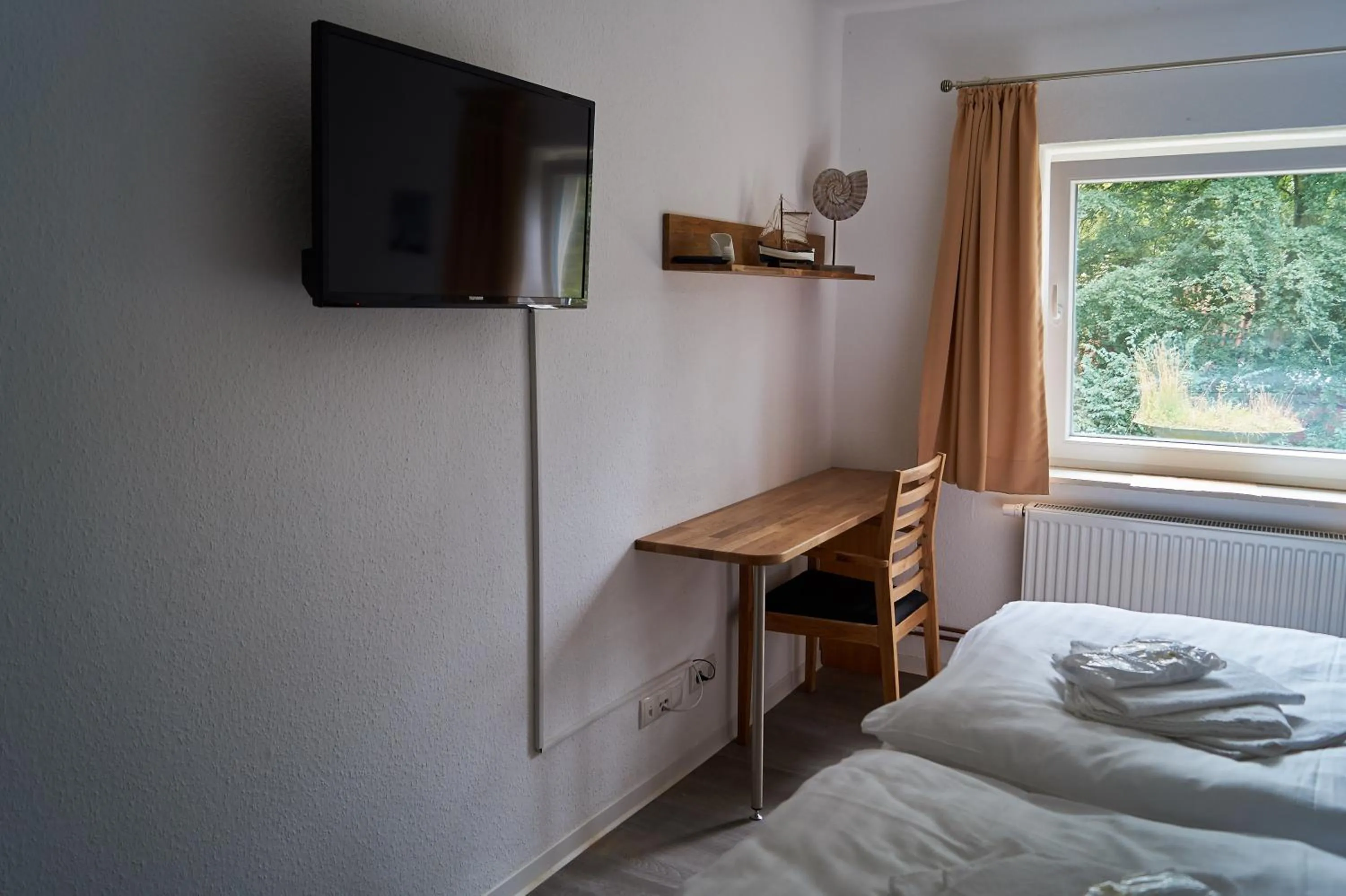 Decorative detail, Bed in Bredeneeker Gasthaus