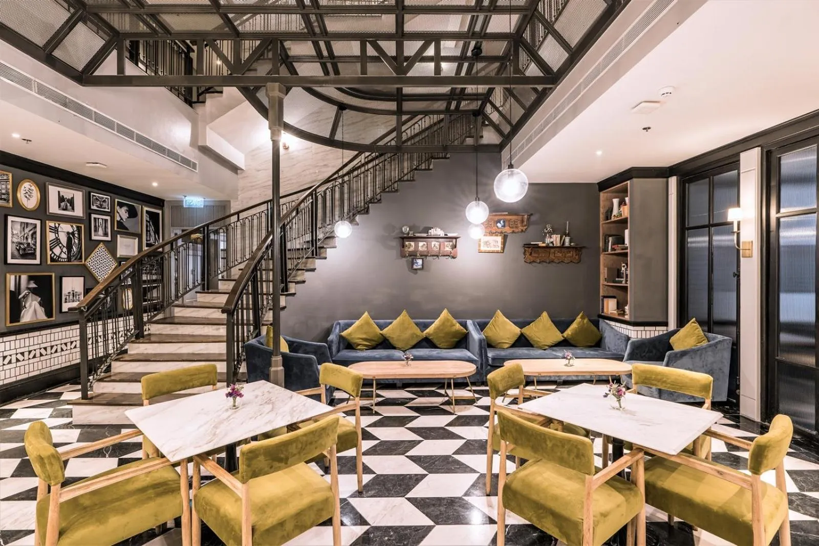 Restaurant/places to eat in The Salil Hotel Sukhumvit 57 - Thonglor