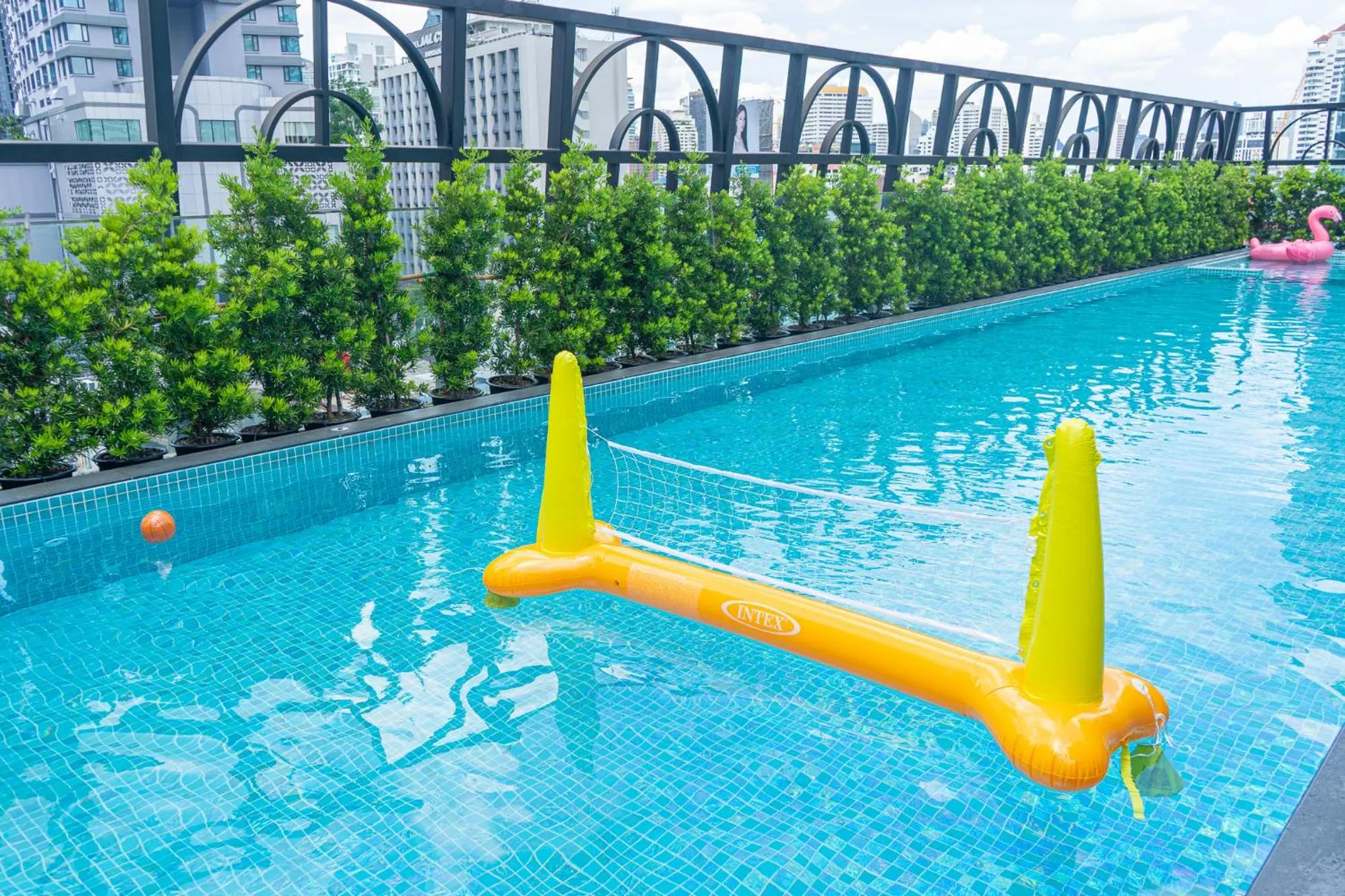 Swimming pool in The Salil Hotel Sukhumvit 57 - Thonglor